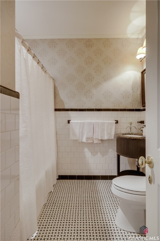 577 Cloverhurst Avenue W