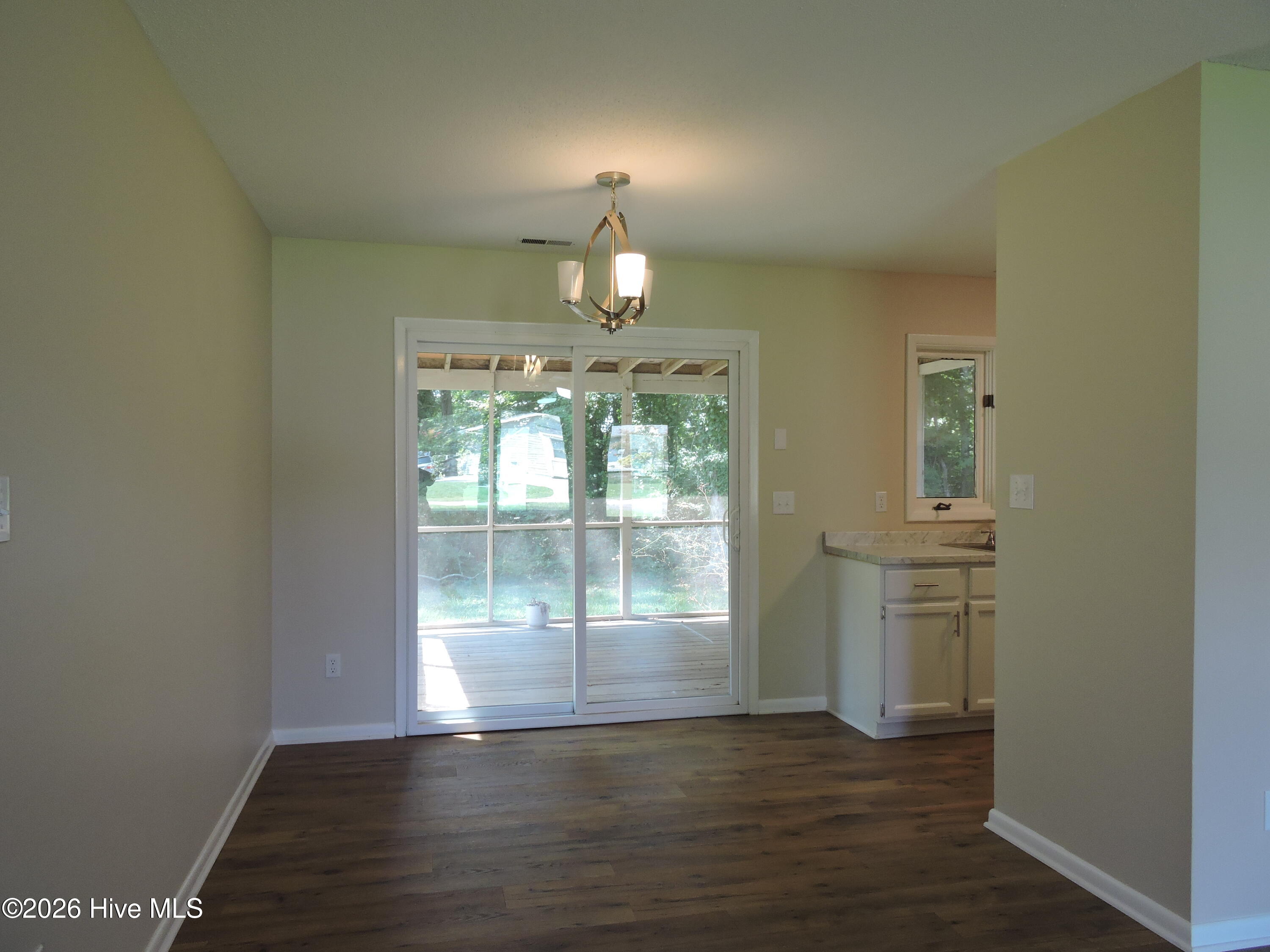 3211 Old Gate Road,Morehead City