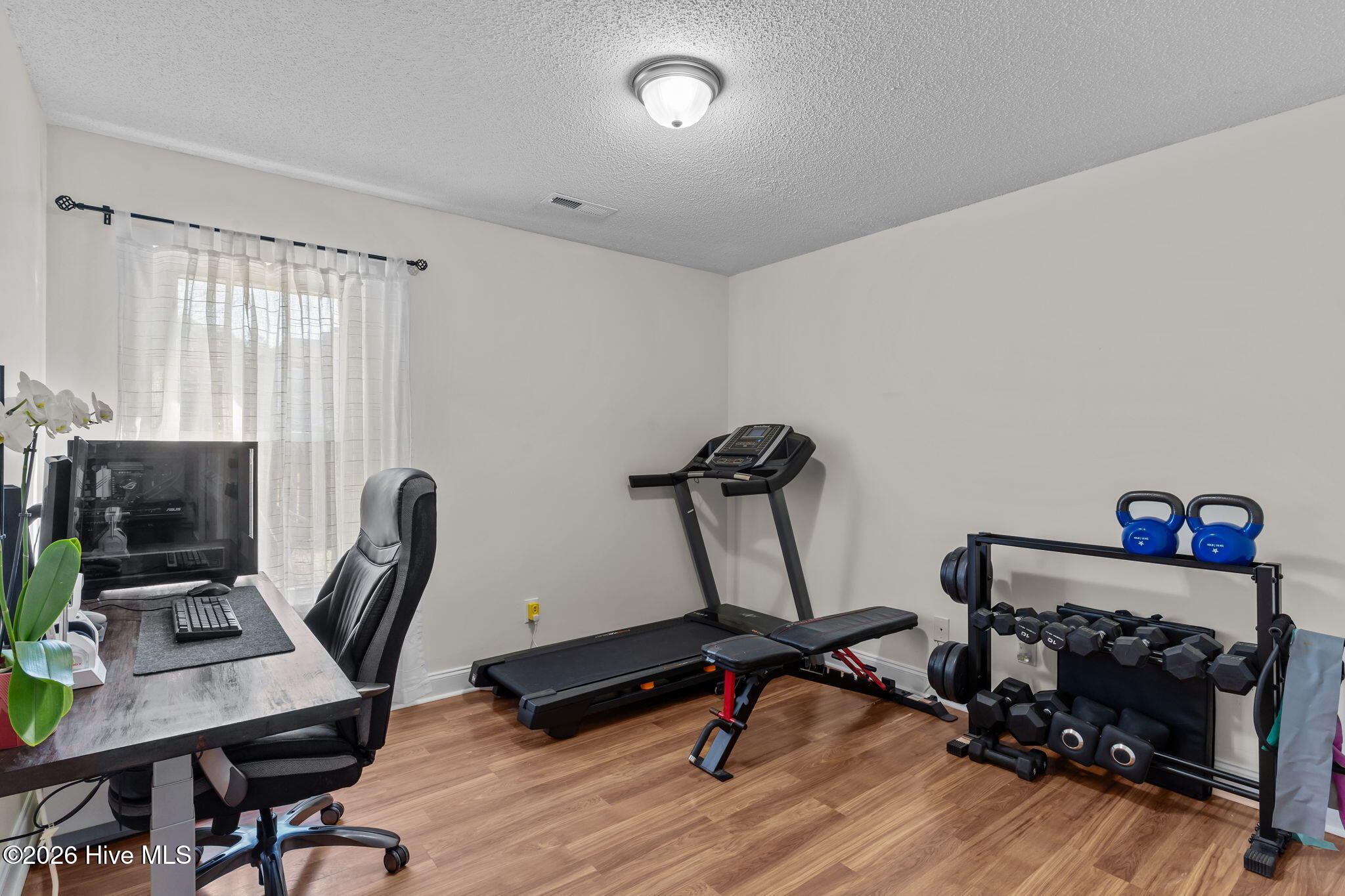 100556757 | Photo 32