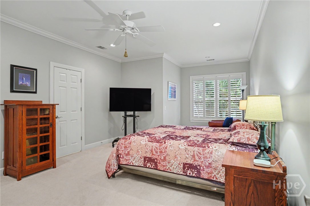 Guest Bedroom 1 with ensuite bathroom