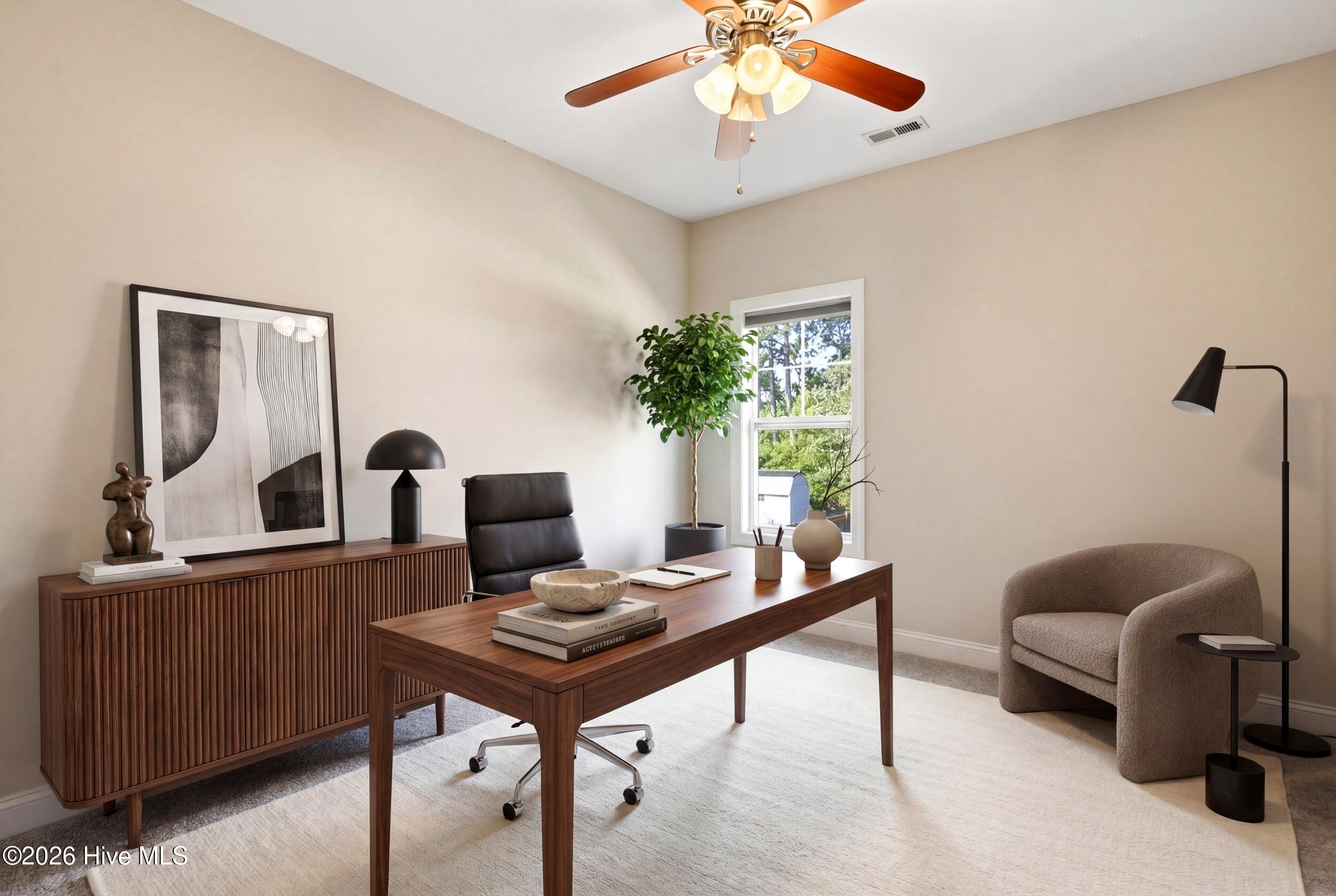 100569352 | Photo 41