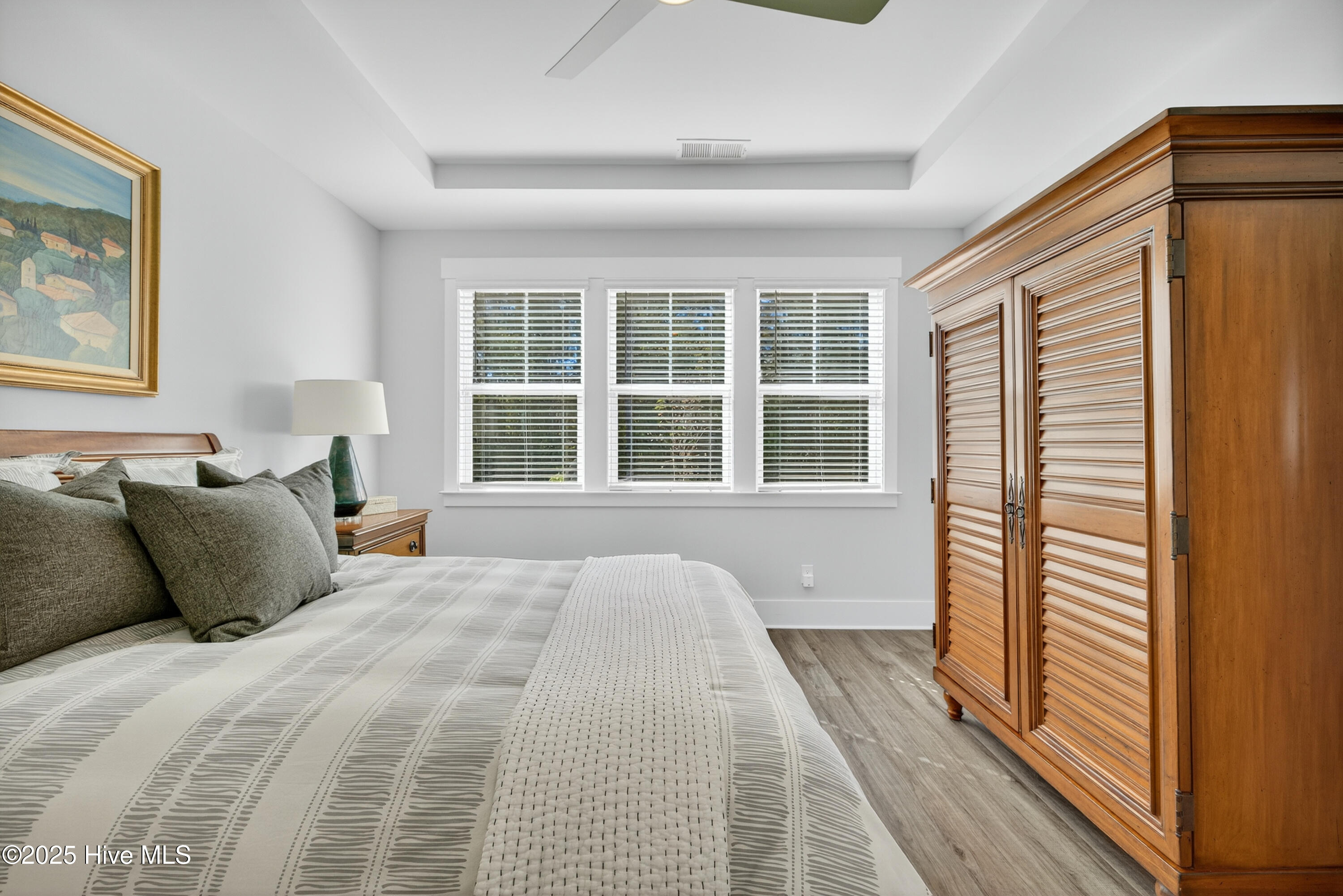 100538241 | Photo 18