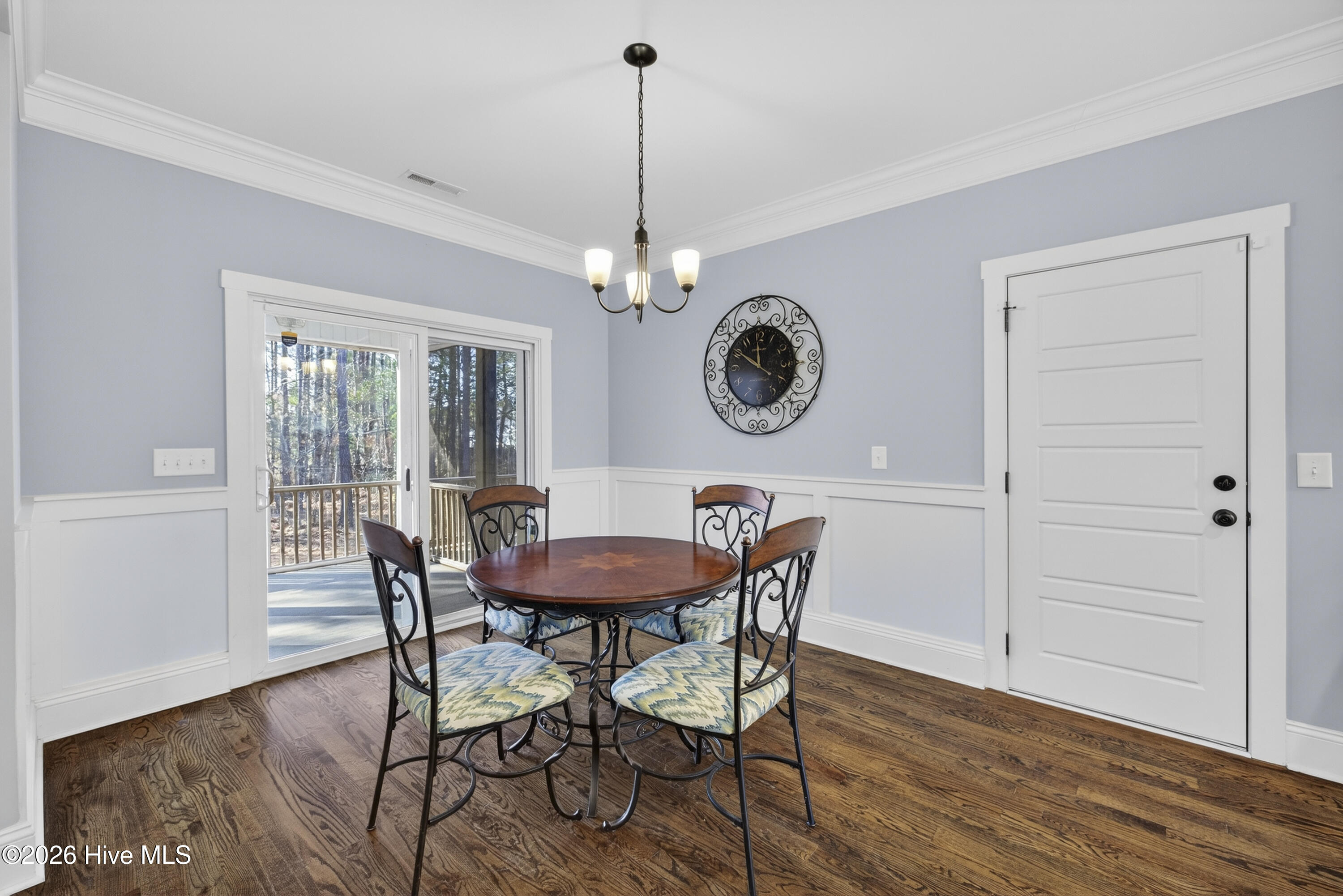 100555672 | Photo 13