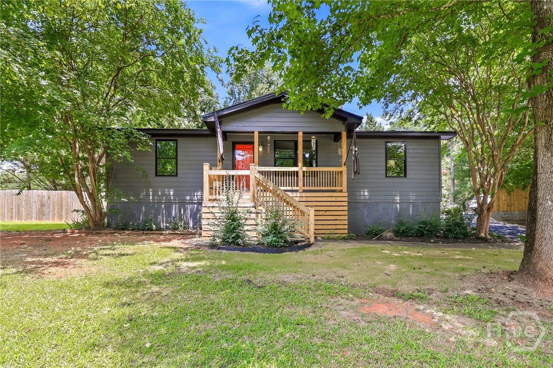 Property at 101 Fairlane Court