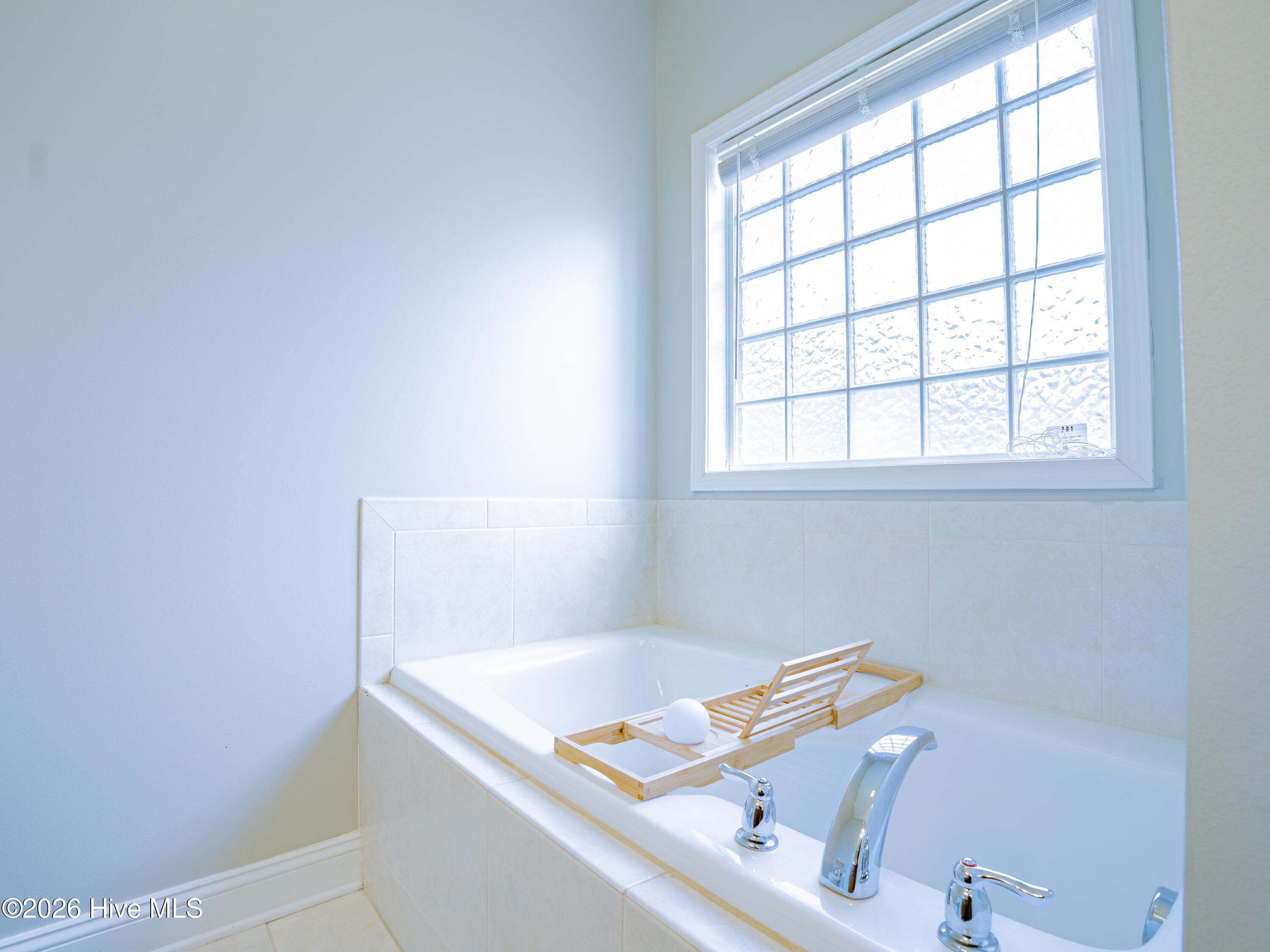 234 Emerald Ridge Road, Jacksonville, NC 28546 – photo 21: C5M01986-HDR