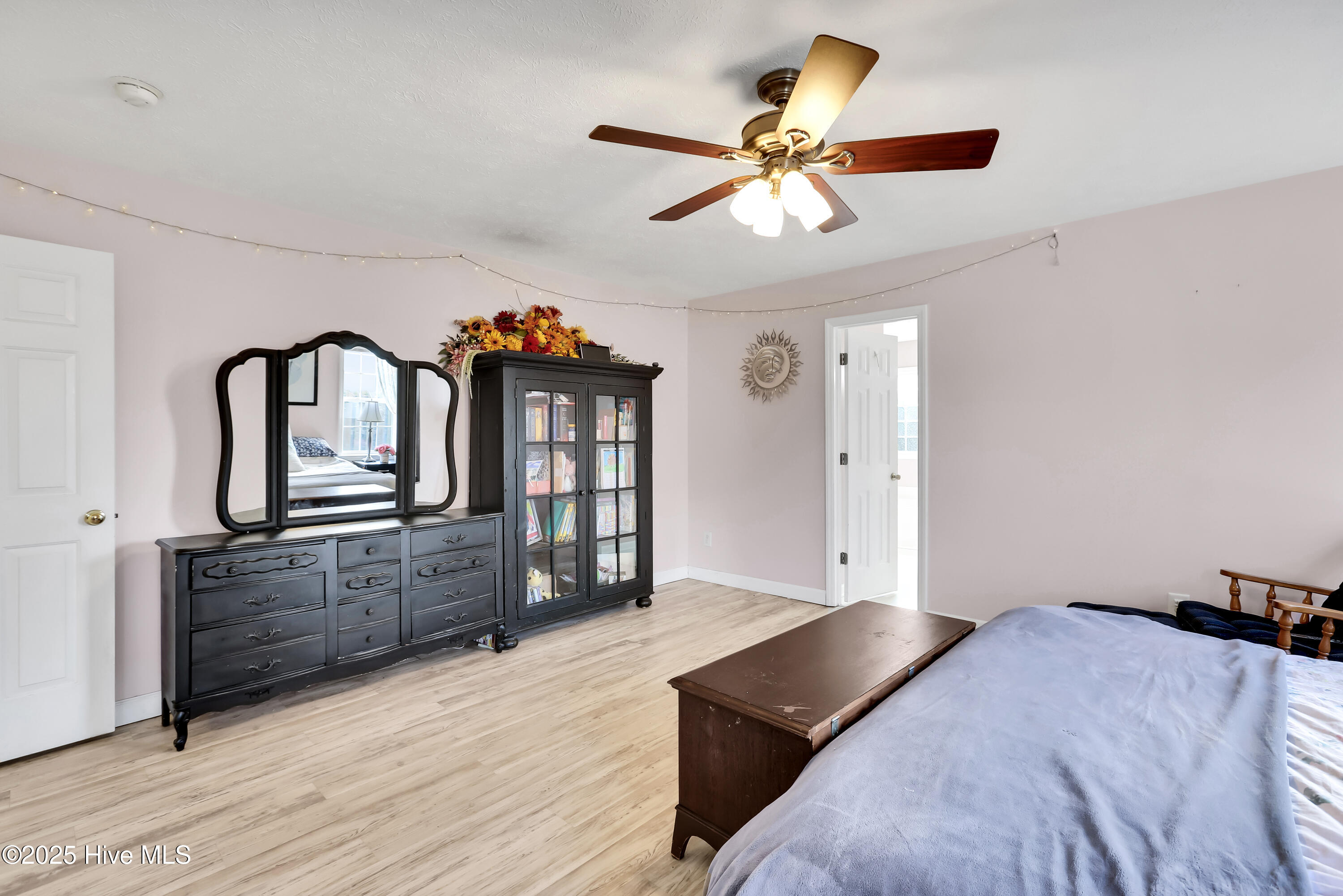 100544452 | Photo 18