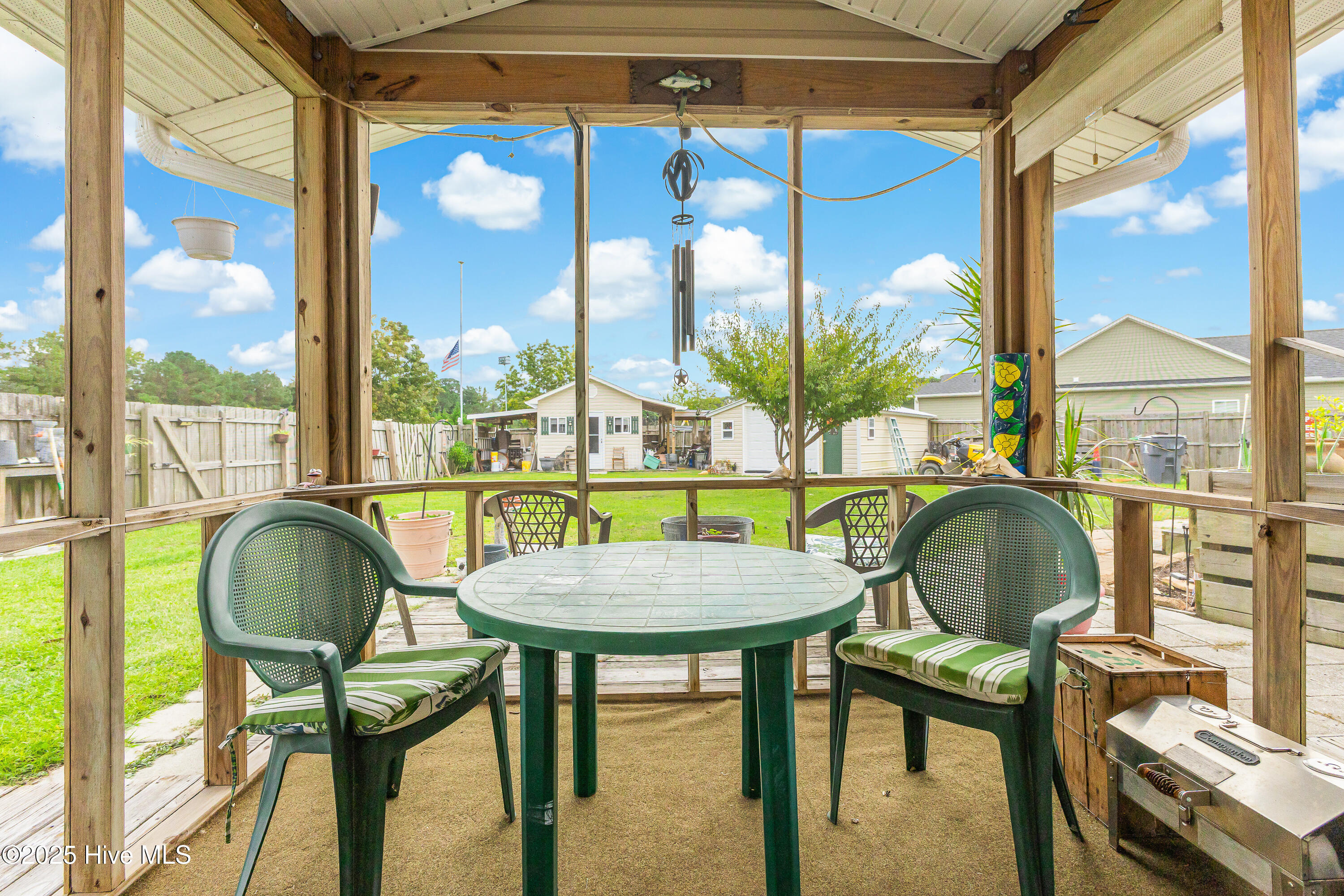 100536625 | Photo 30