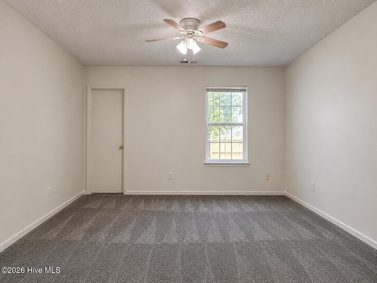104 Glenside Court,Midway Park