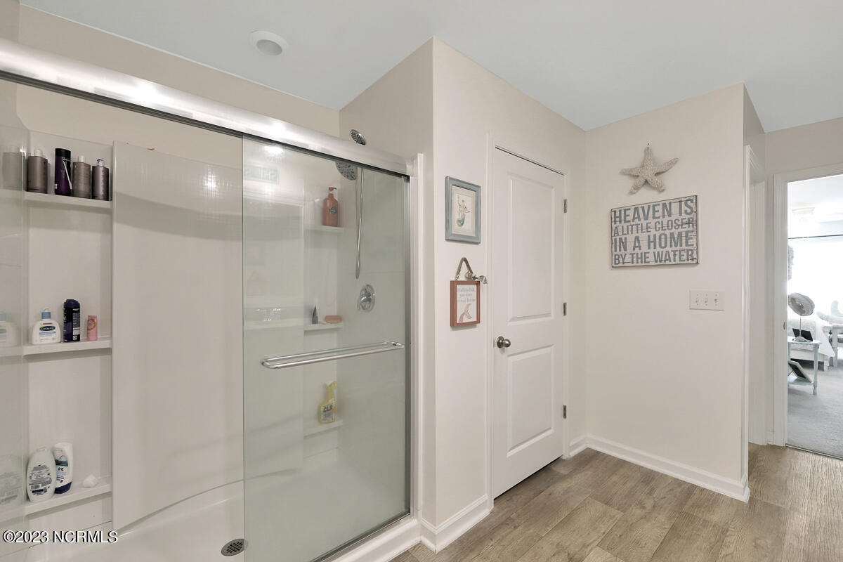 100522221 | Photo 20