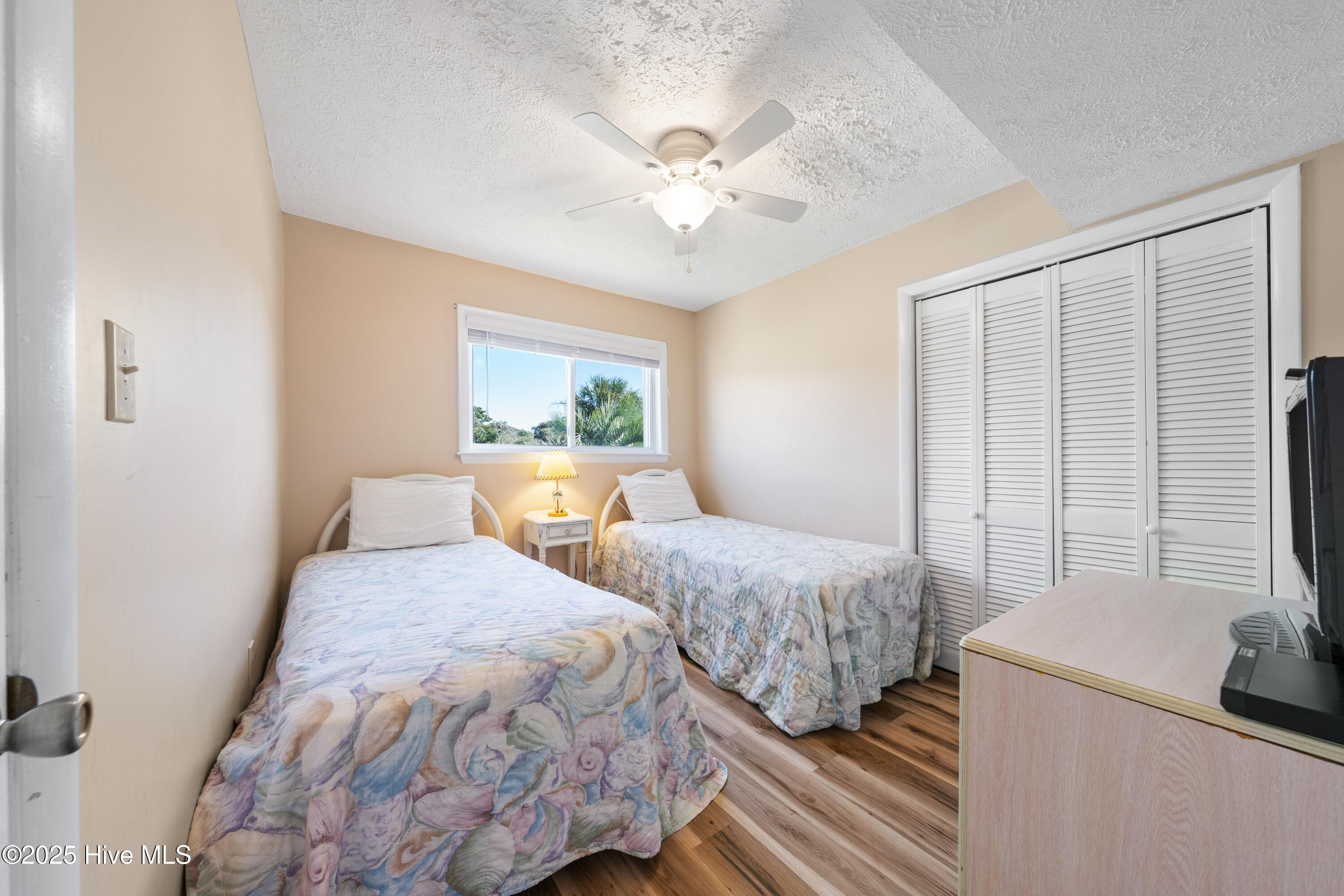 100539847 | Photo 21