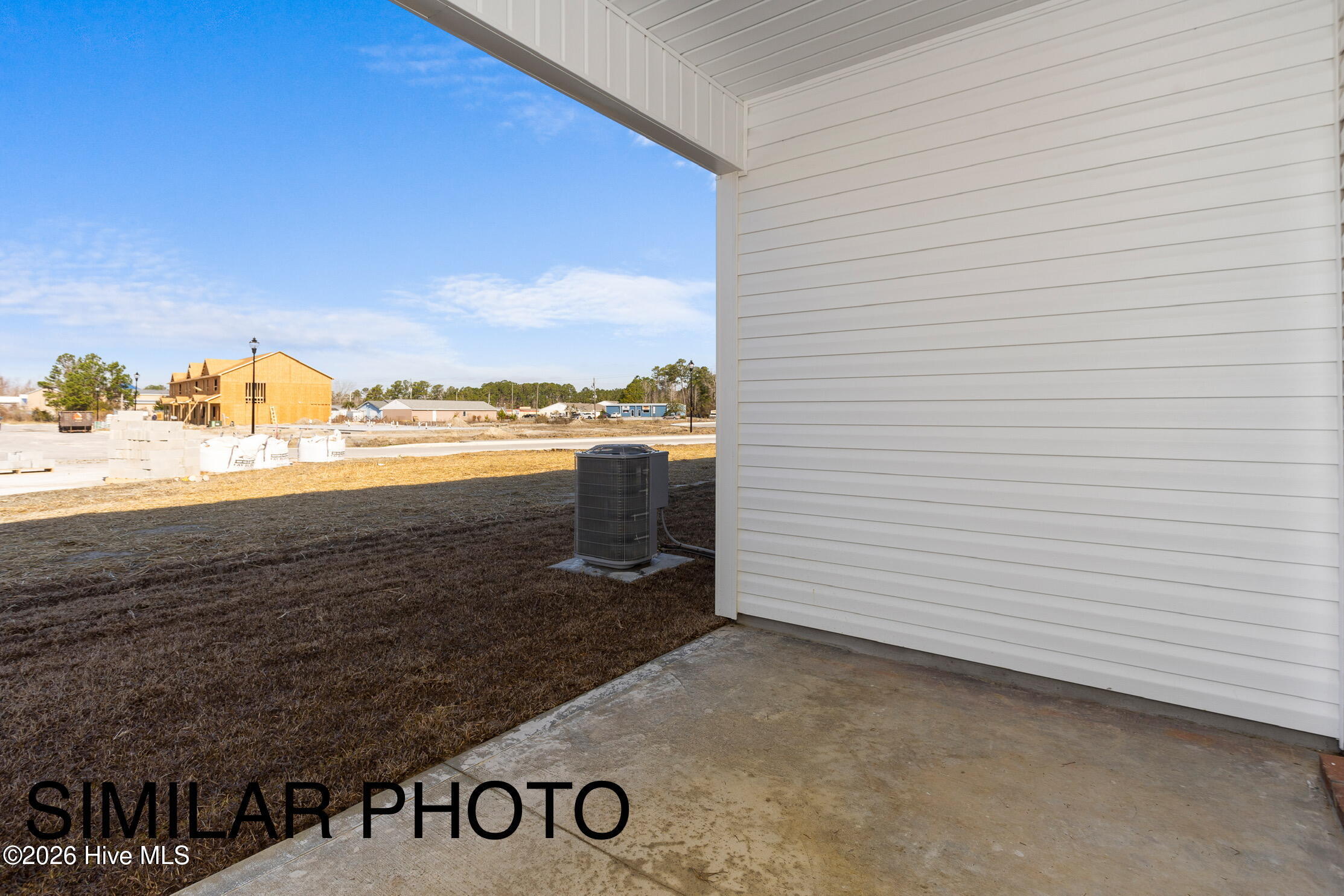 100566747 | Photo 25