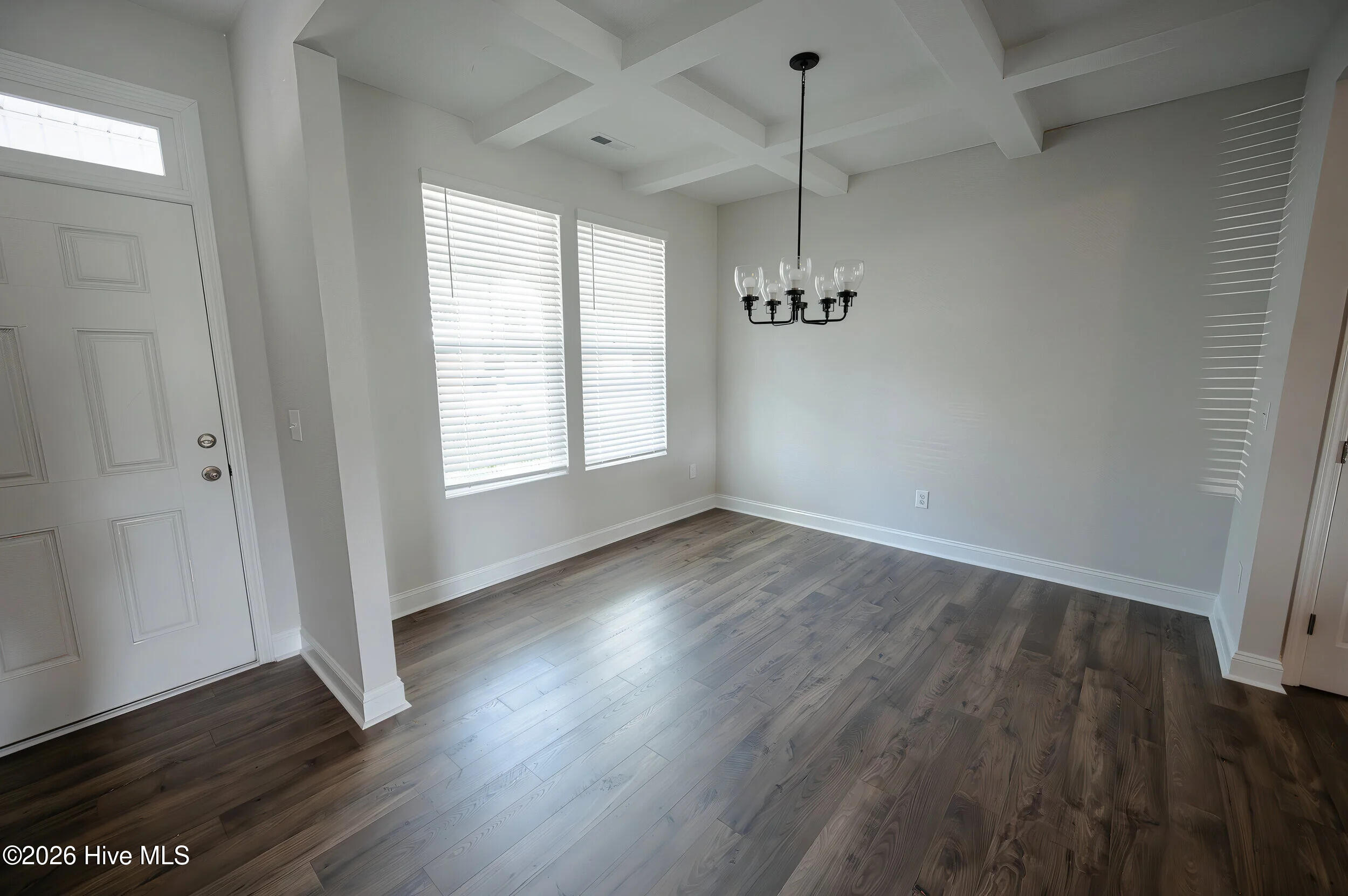 100554881 | Photo 25