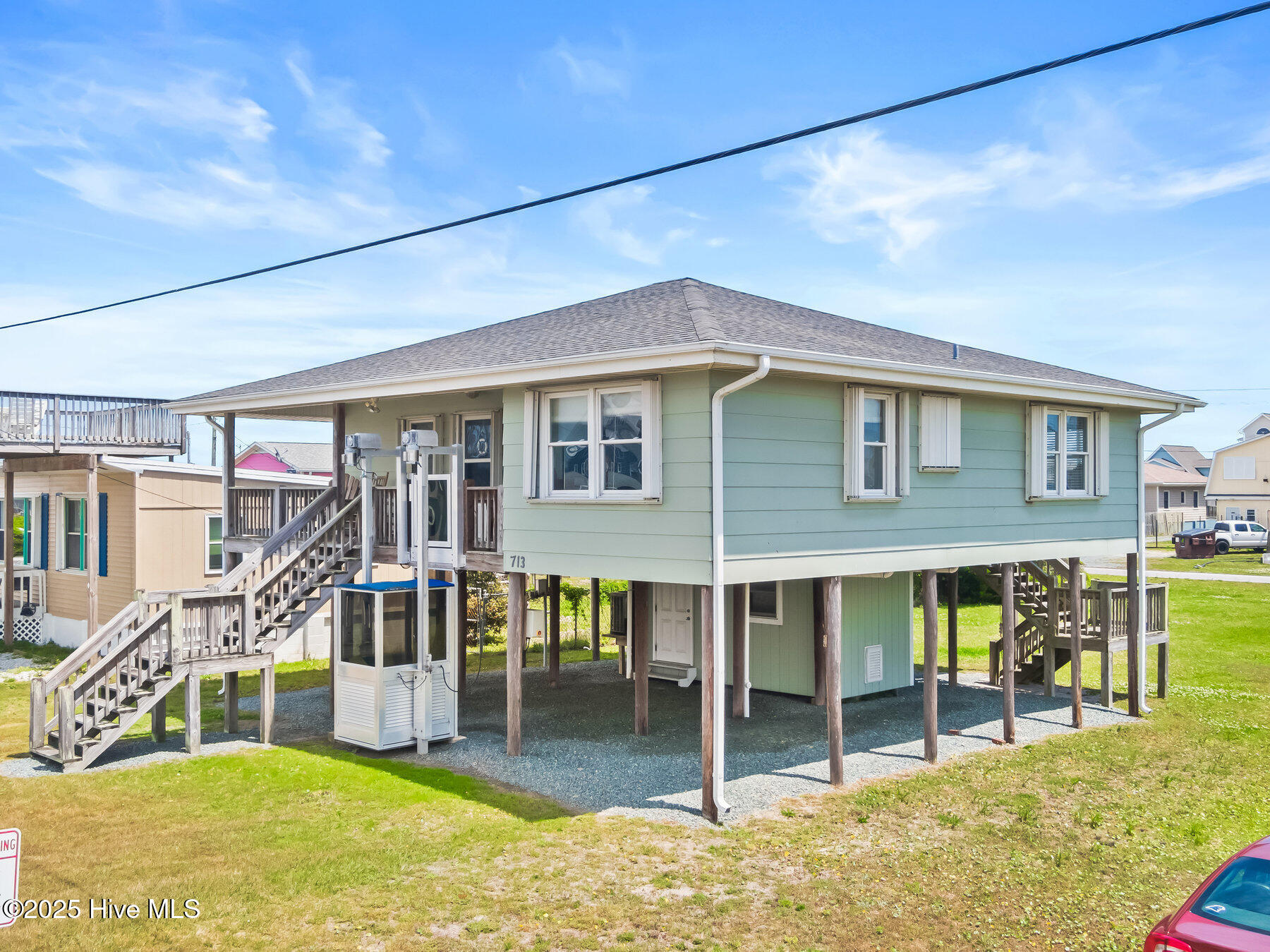 100550039 | Photo 41