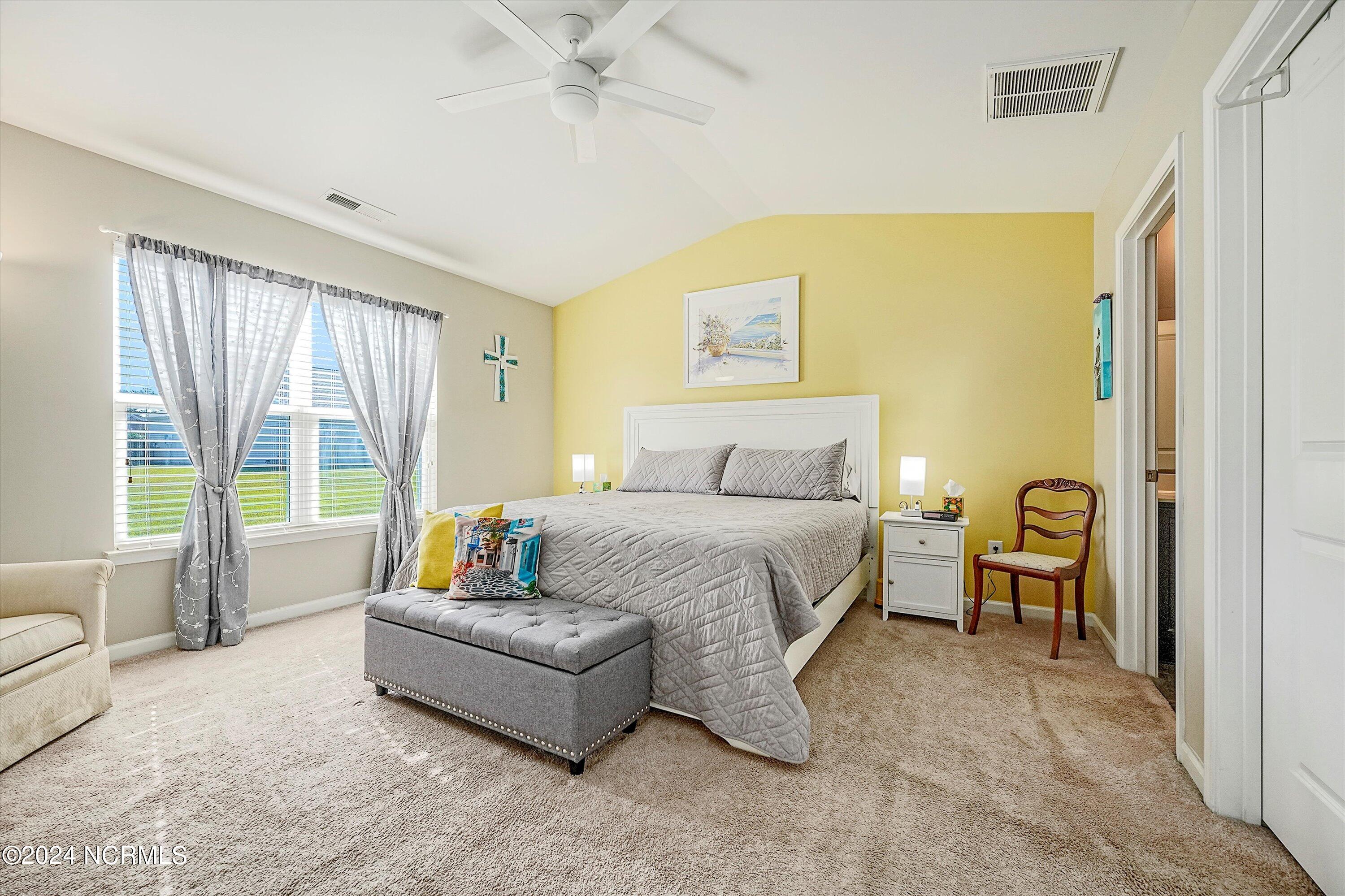 100544330 | Photo 23