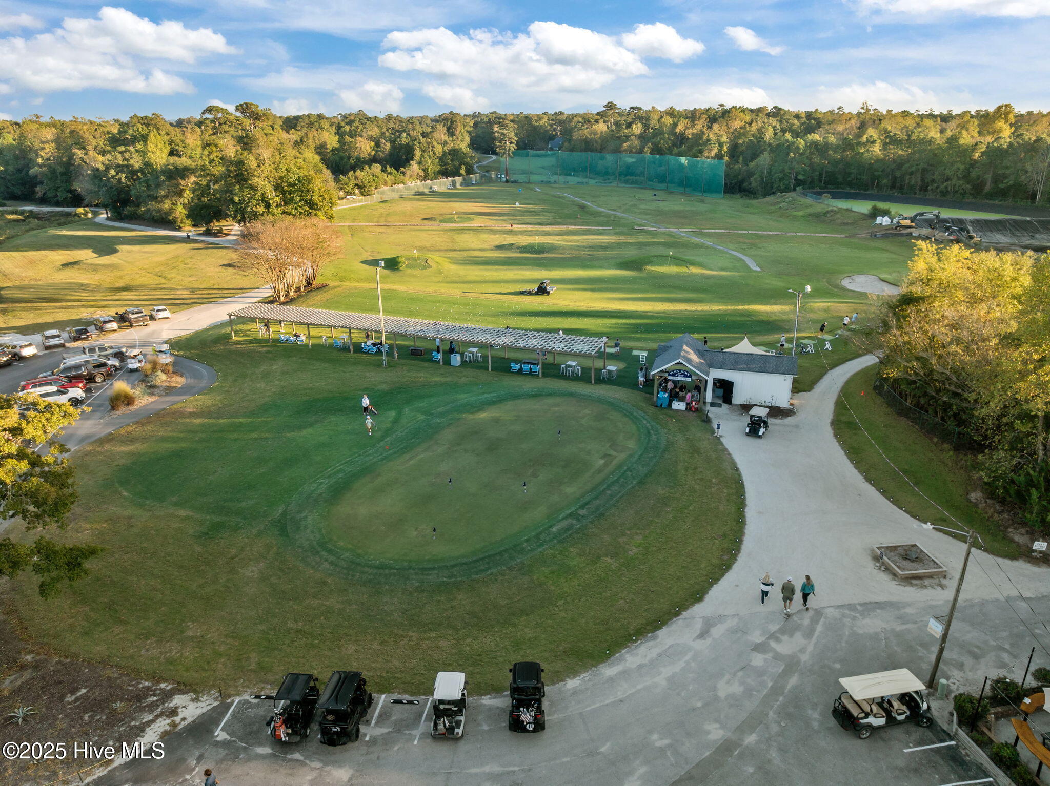 100537179 | Photo 33