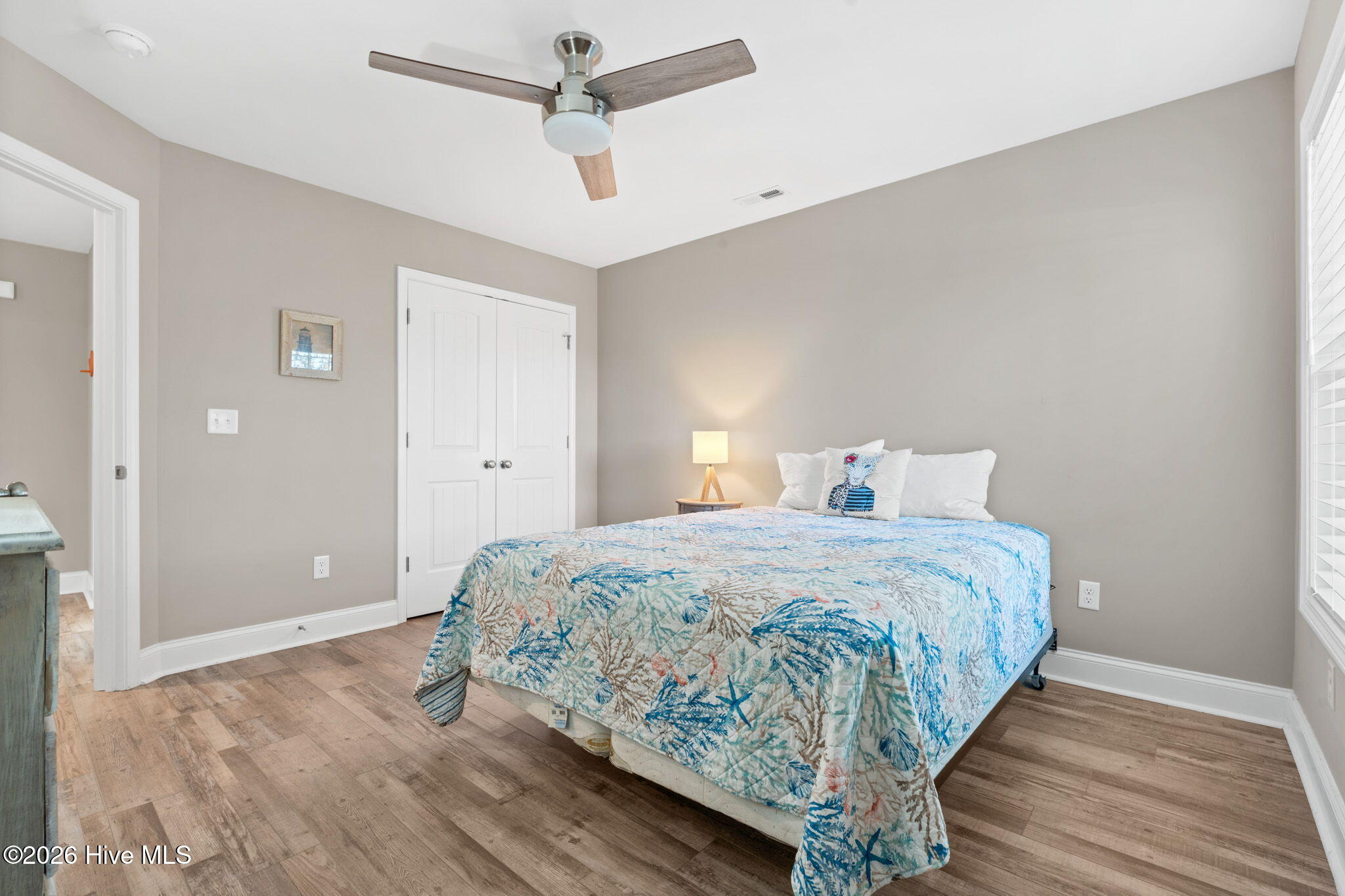 100564601 | Photo 27