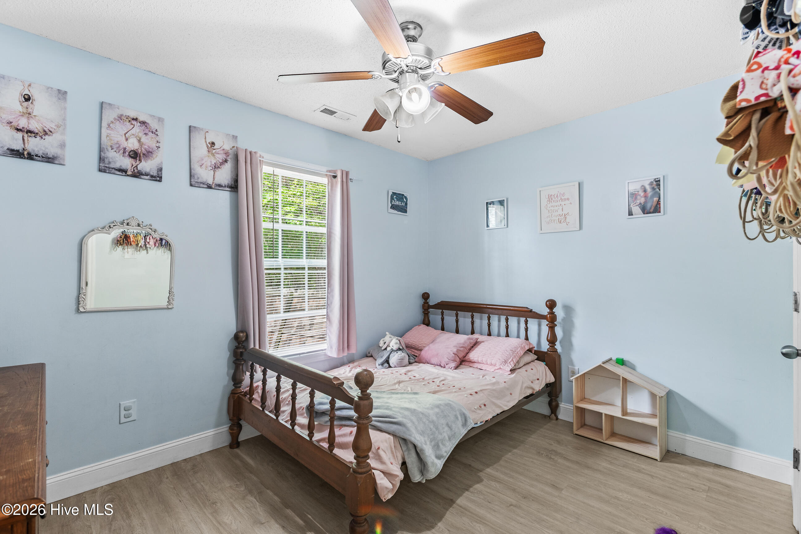 300 Parkwood Drive, Jacksonville, NC, 28546