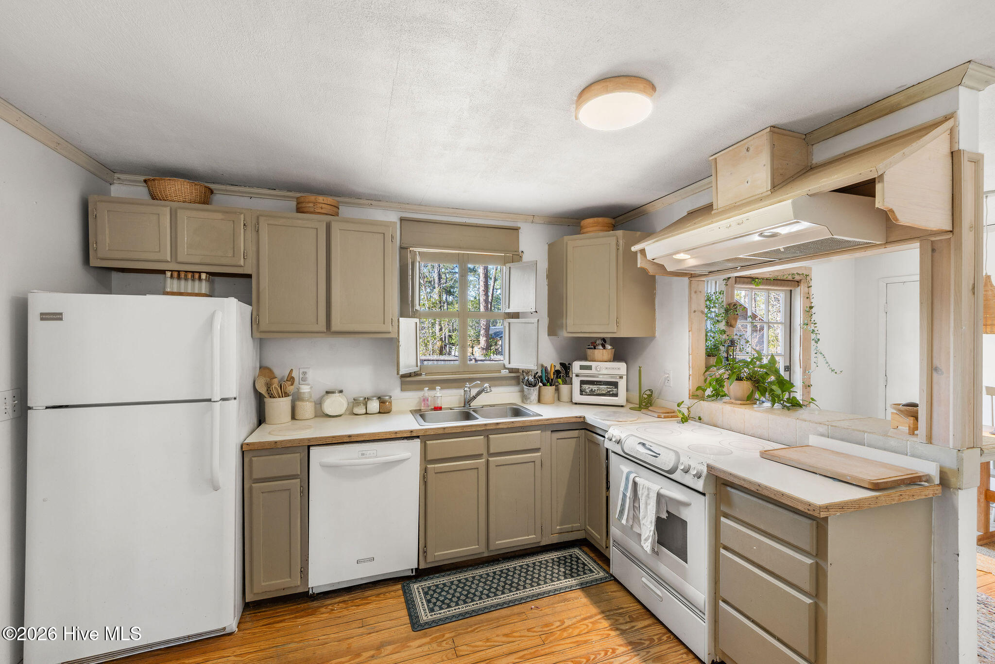 100555038 | Photo 19