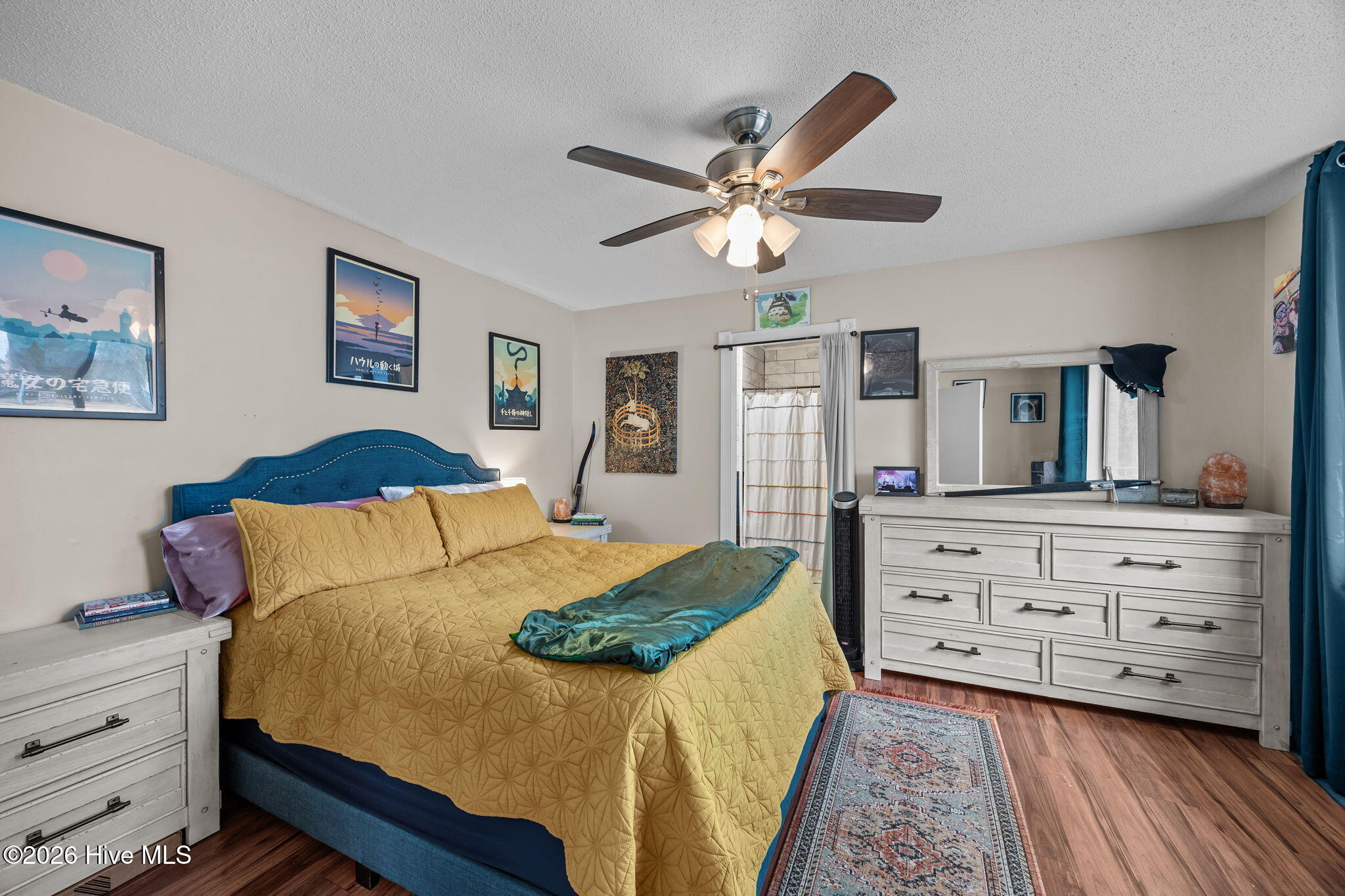 100555737 | Photo 22