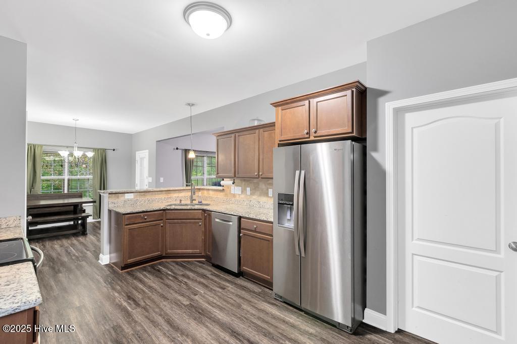 100532060 | Photo 13