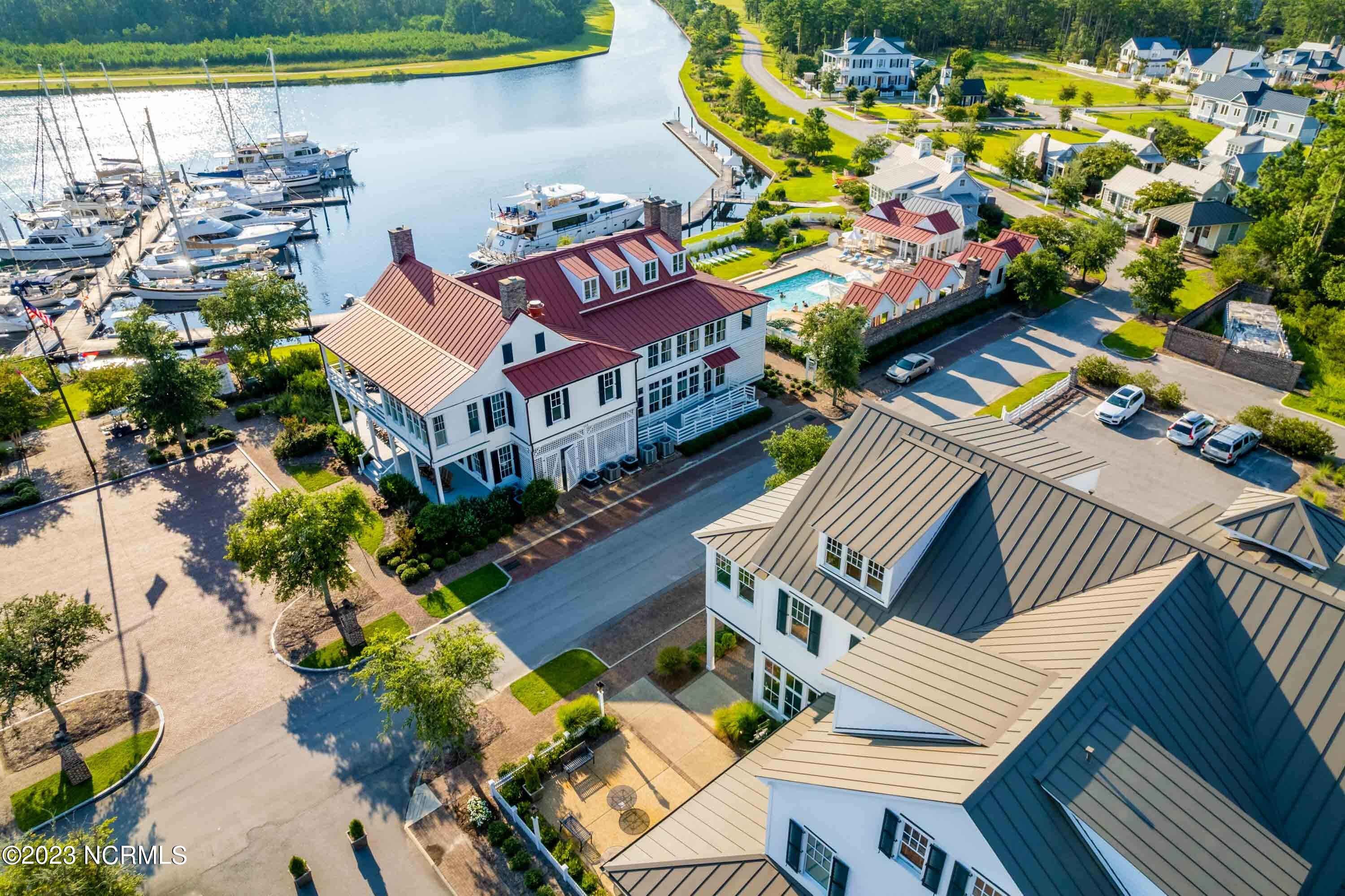 470 86 Ballast Point,Oriental