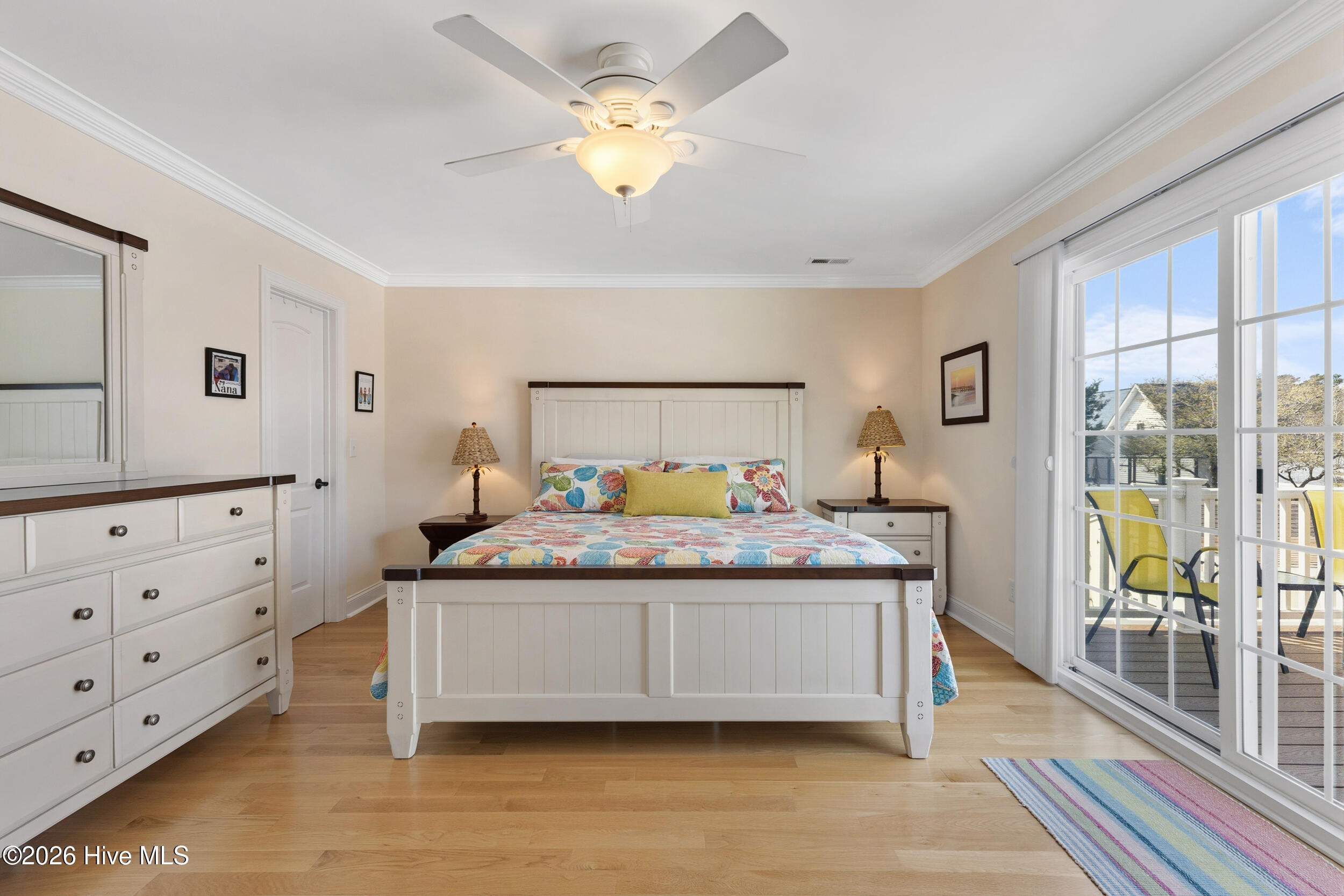 100564508 | Photo 11