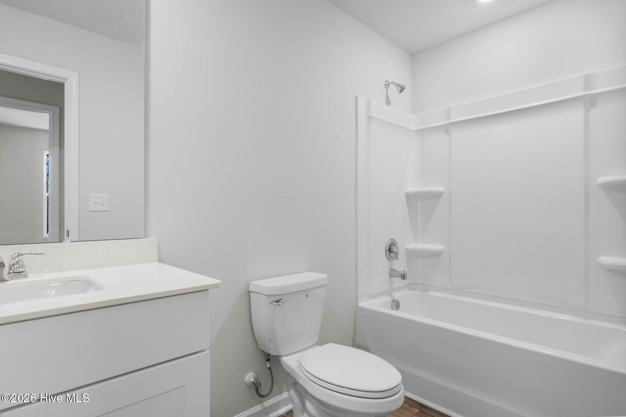 100560353 | Photo 16