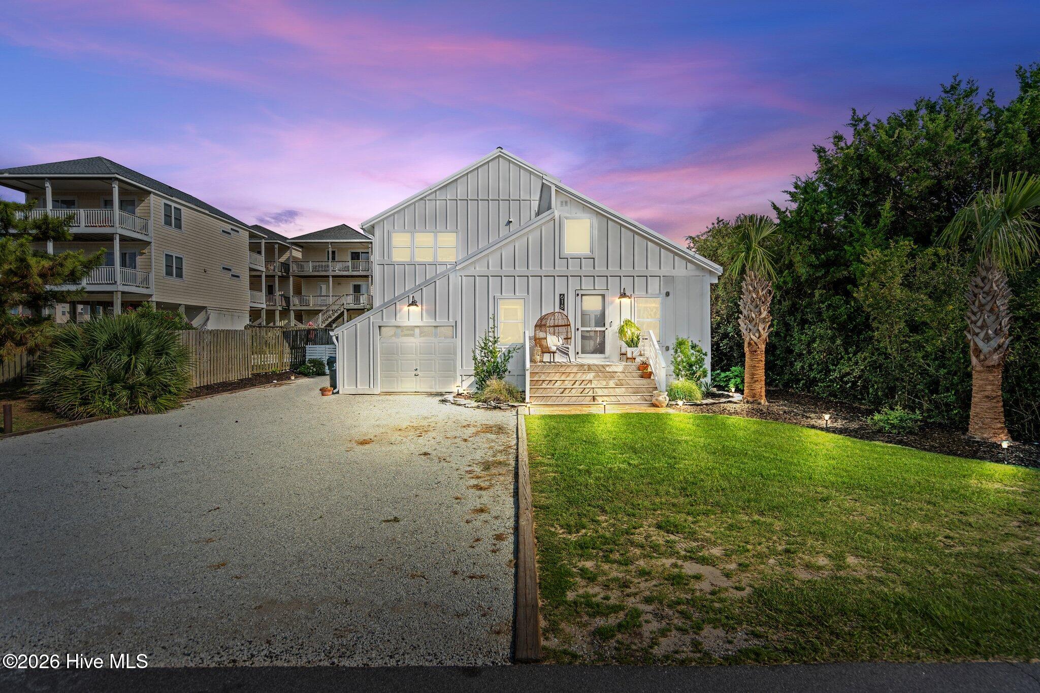 100560357 | Photo 78