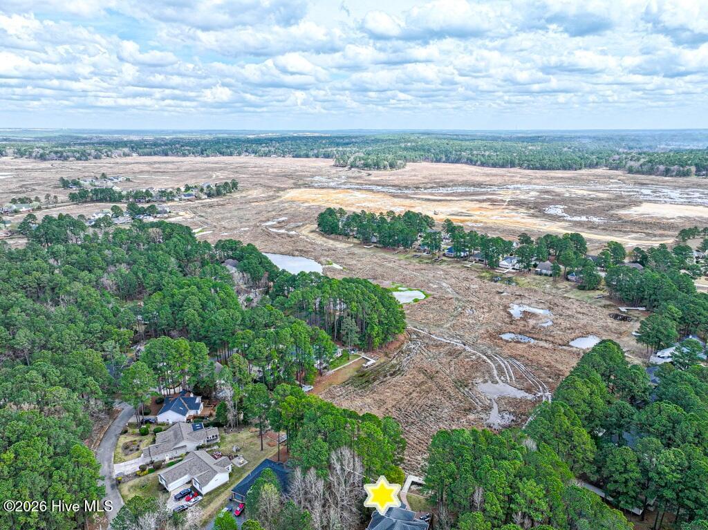 793 Daphne Ln is marked by star. Lake bed is currently dry