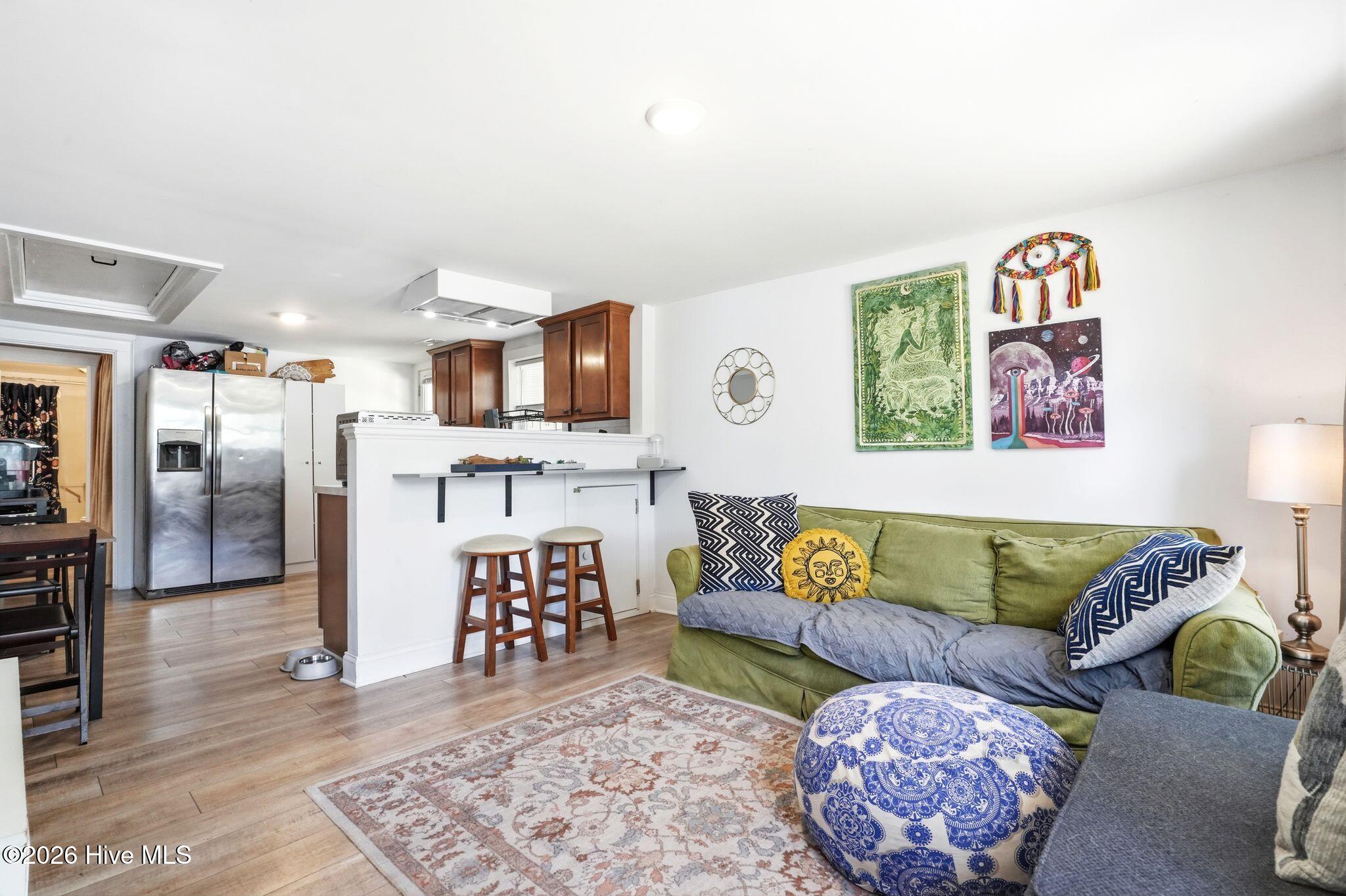 100564510 | Photo 11