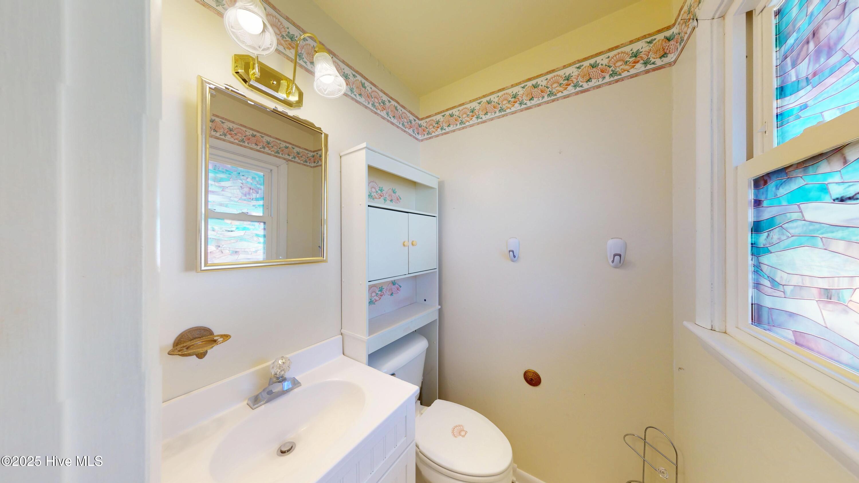 100541528 | Photo 27