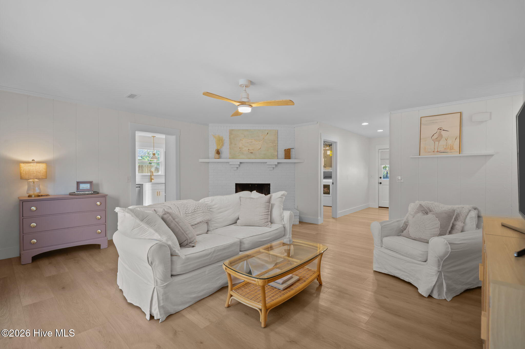 100552729 | Photo 13