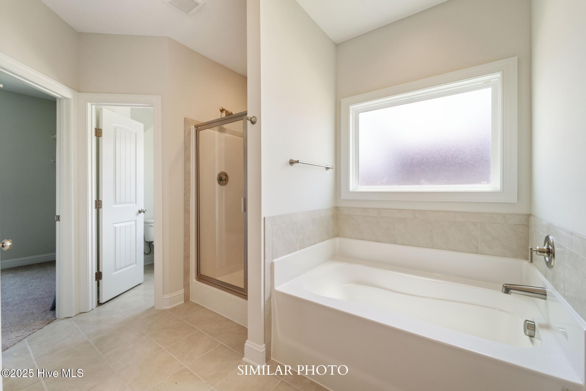 100546304 | Photo 25