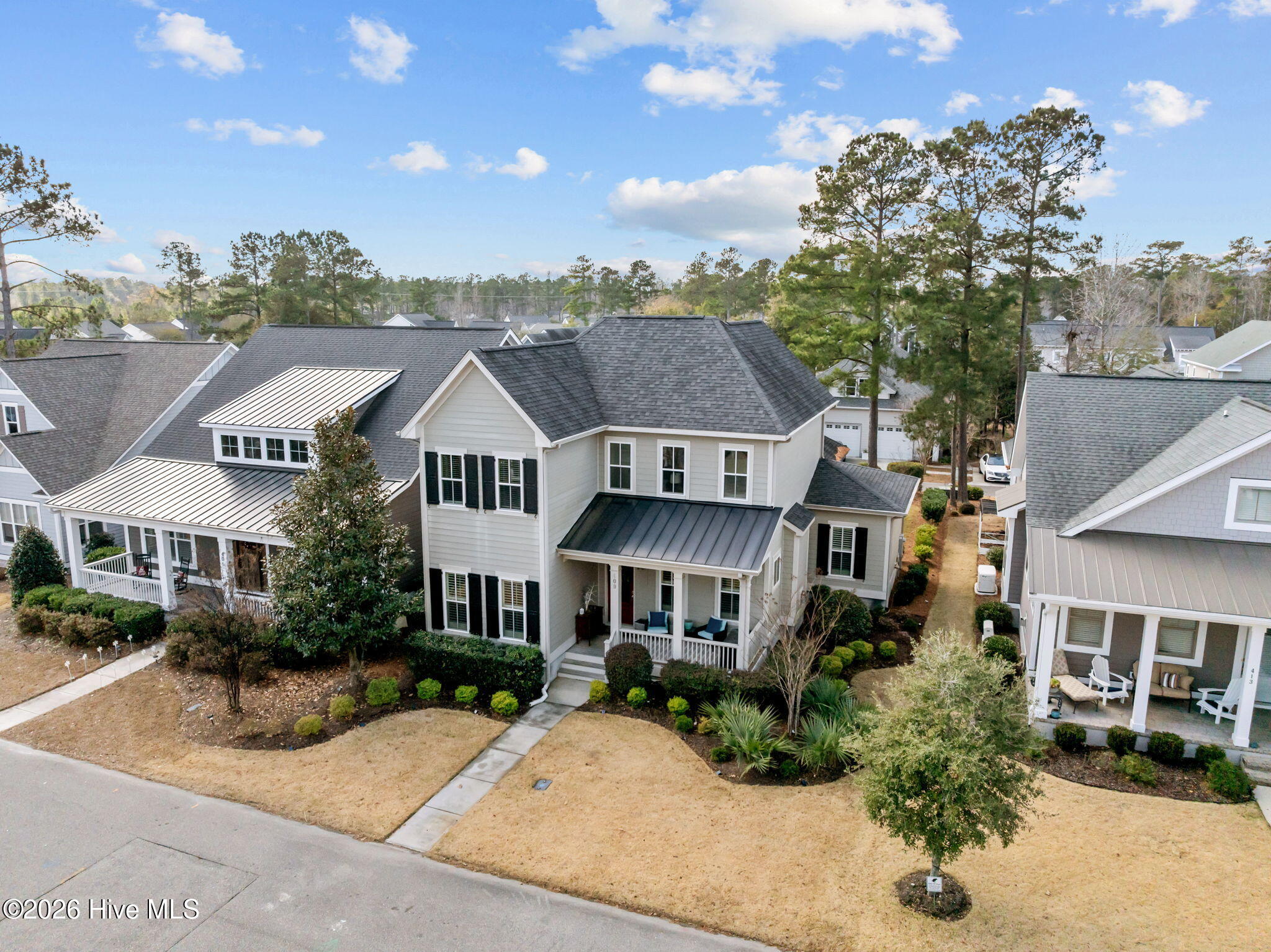 100547967 | Photo 51