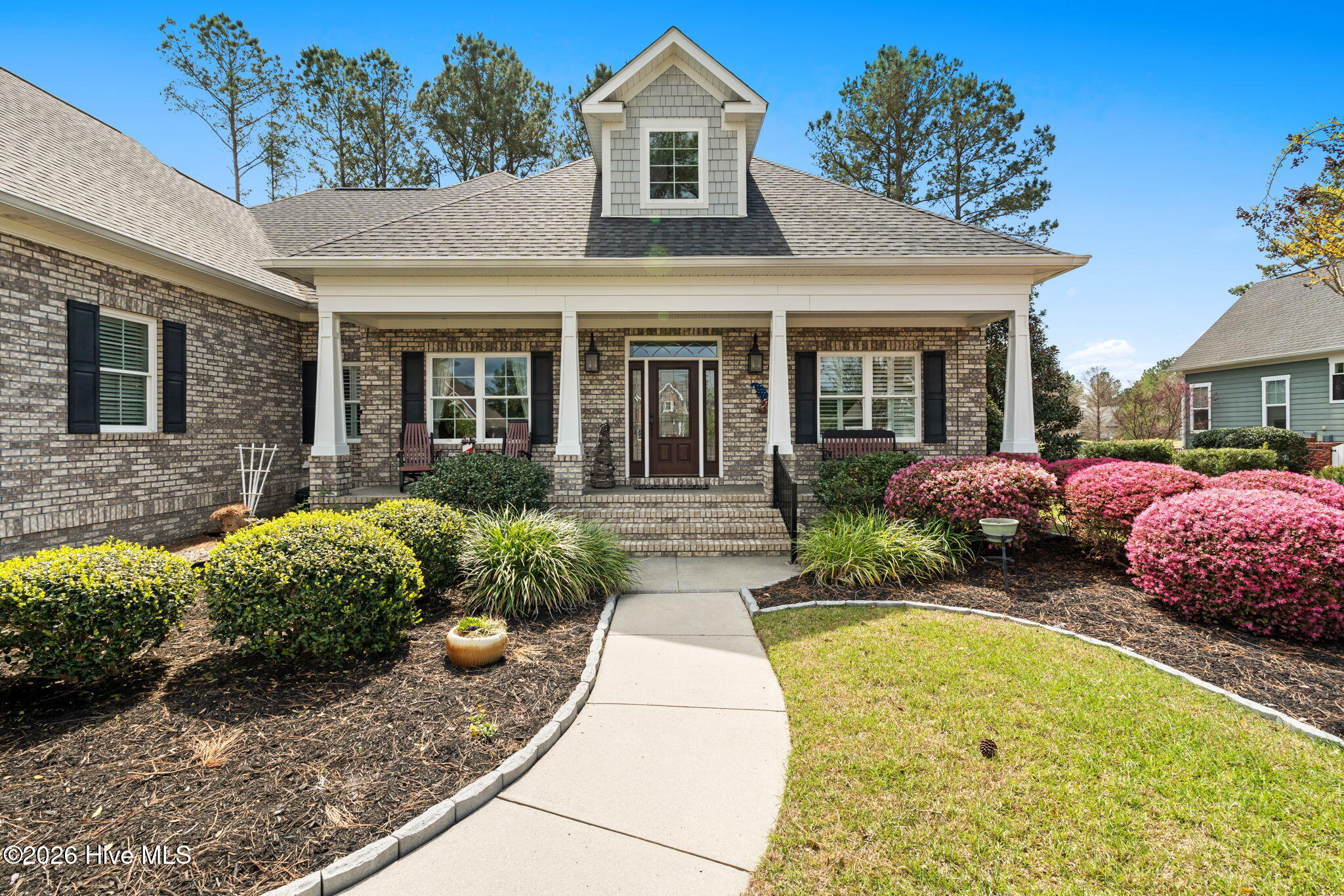 100549757 | Photo 39