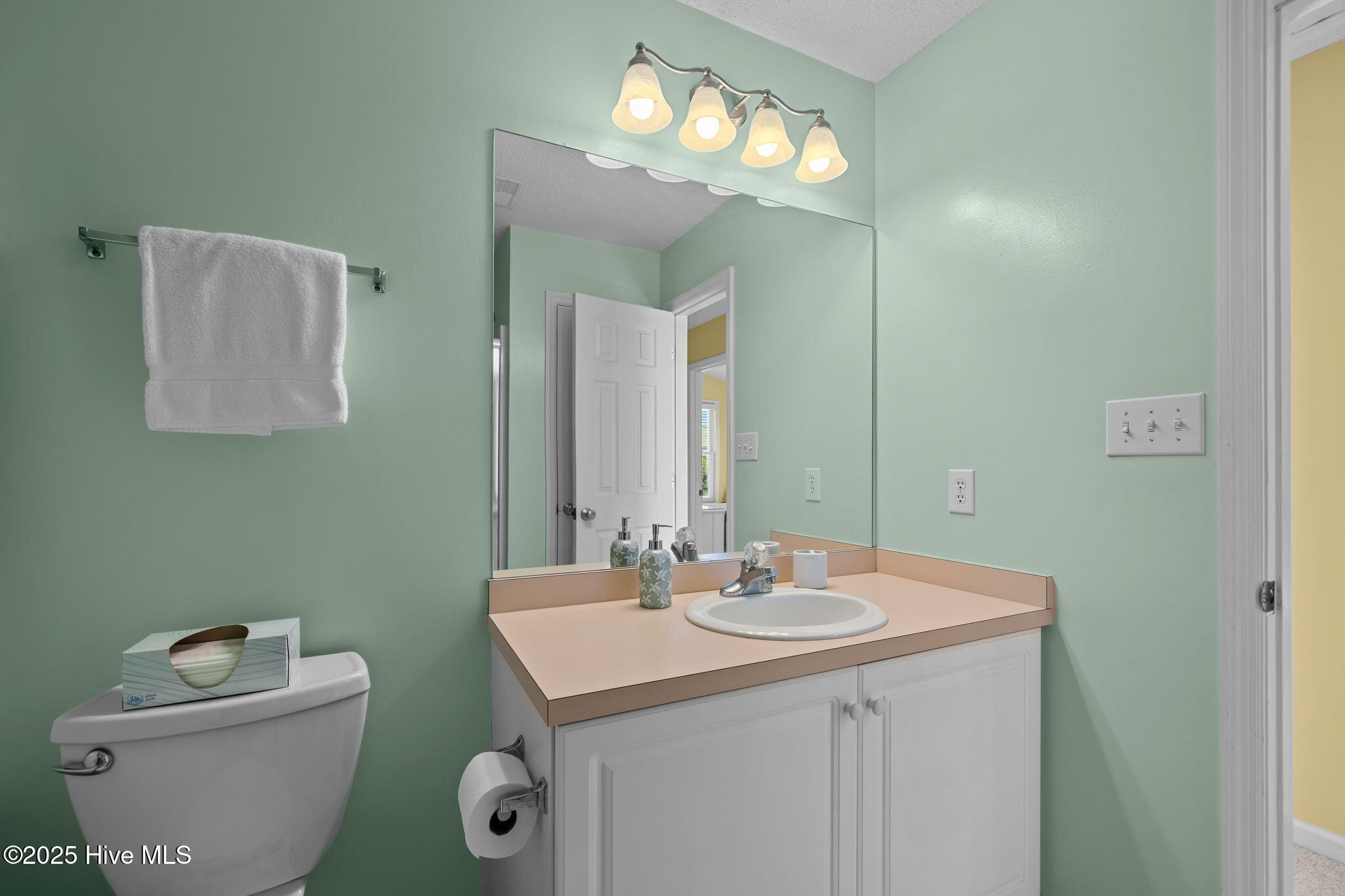 100539750 | Photo 28