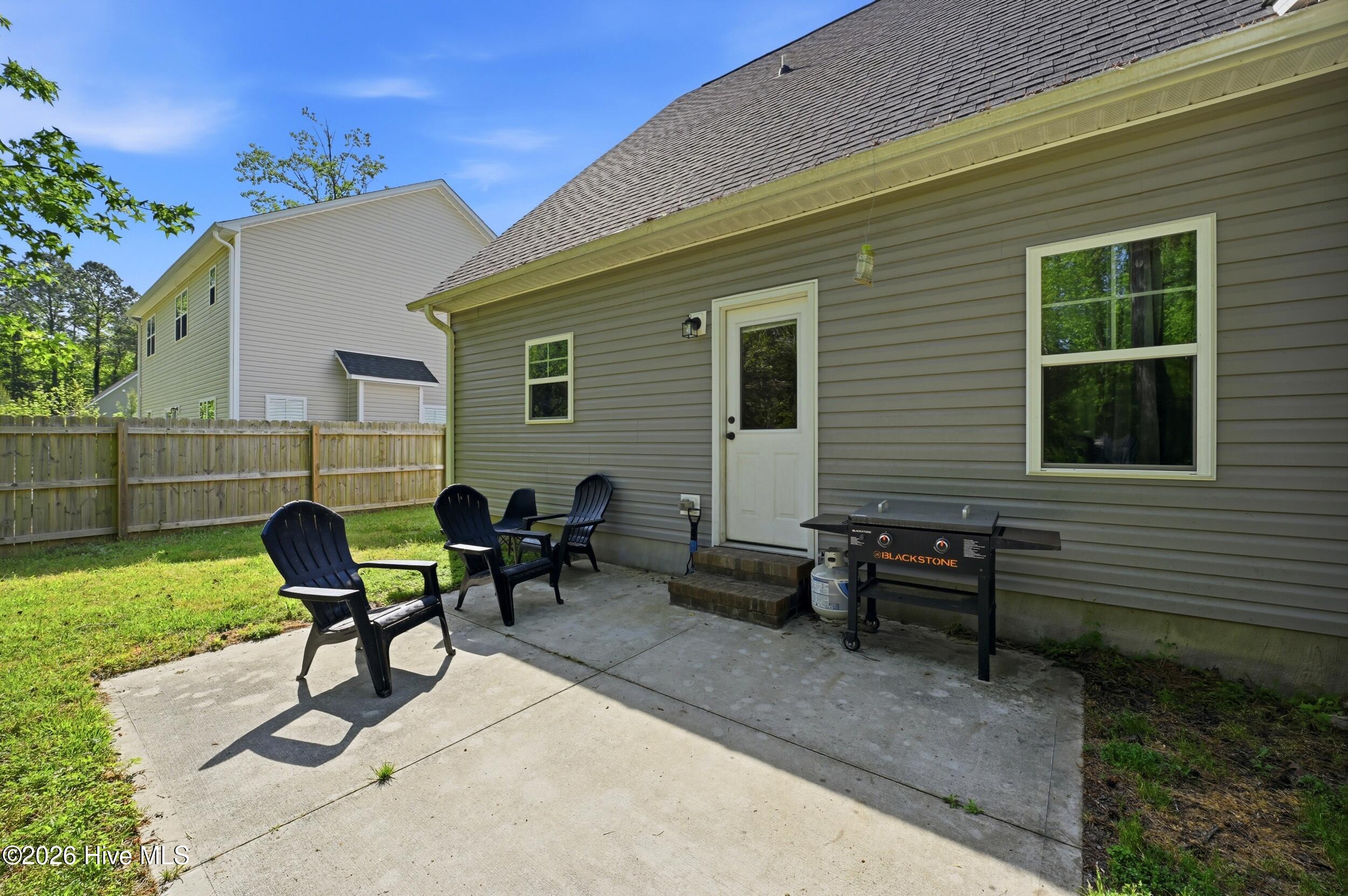 100568346 | Photo 33