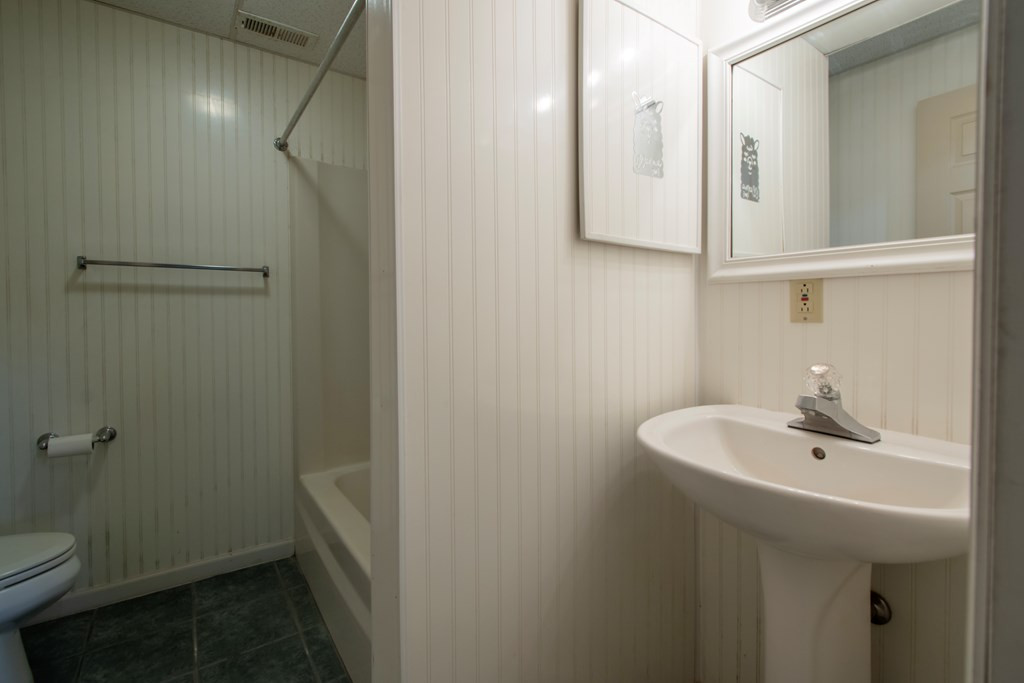43 Hitchcock Street, Murphy, NC 28906 Listing Photo  33