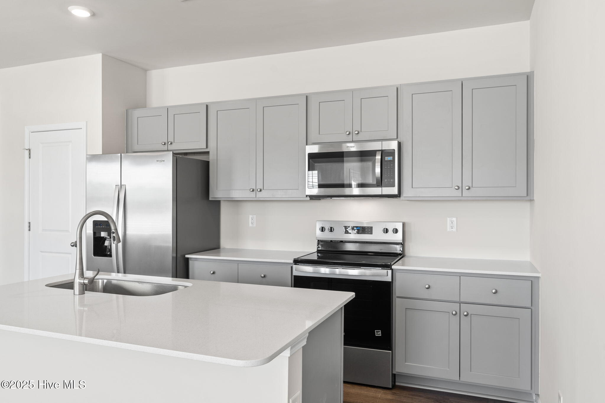 100546635 | Photo 20