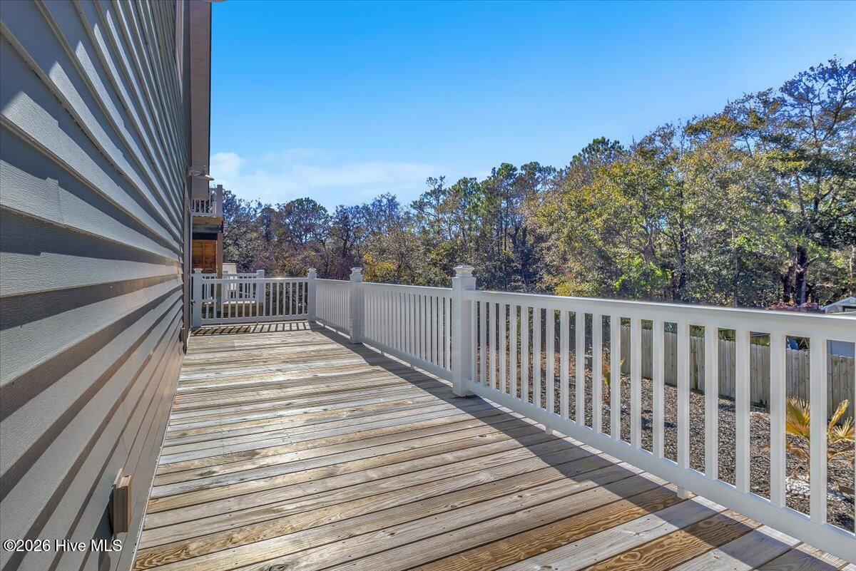 100550591 | Photo 69