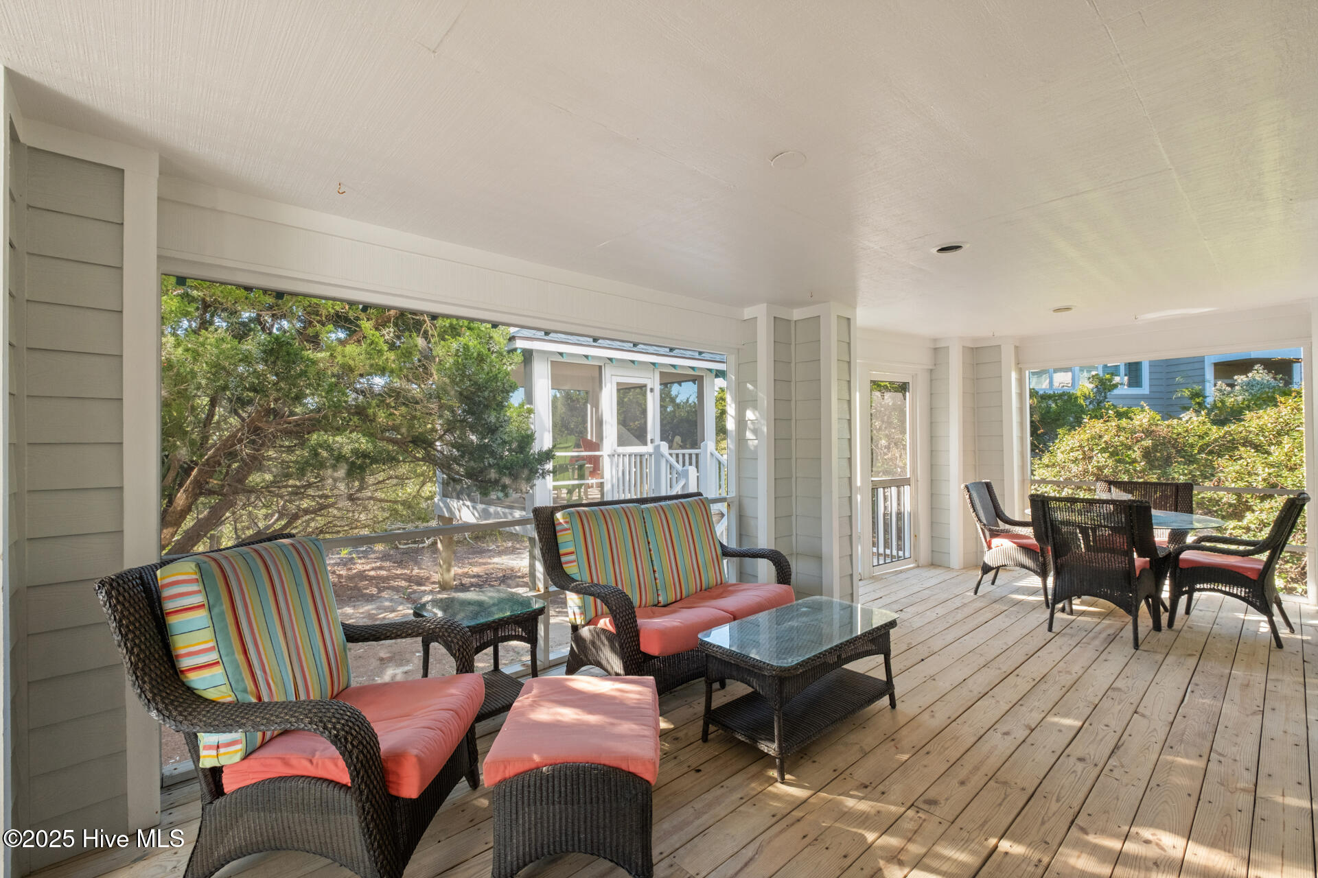 100539936 | Photo 41