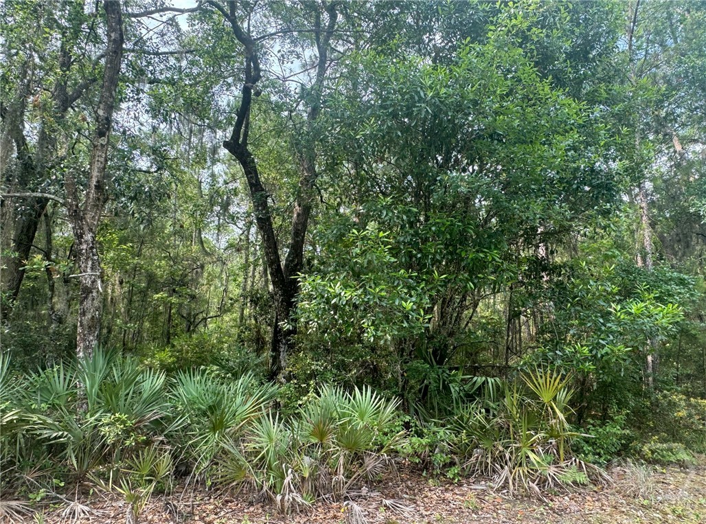 Approx. 10 minutes to Darien