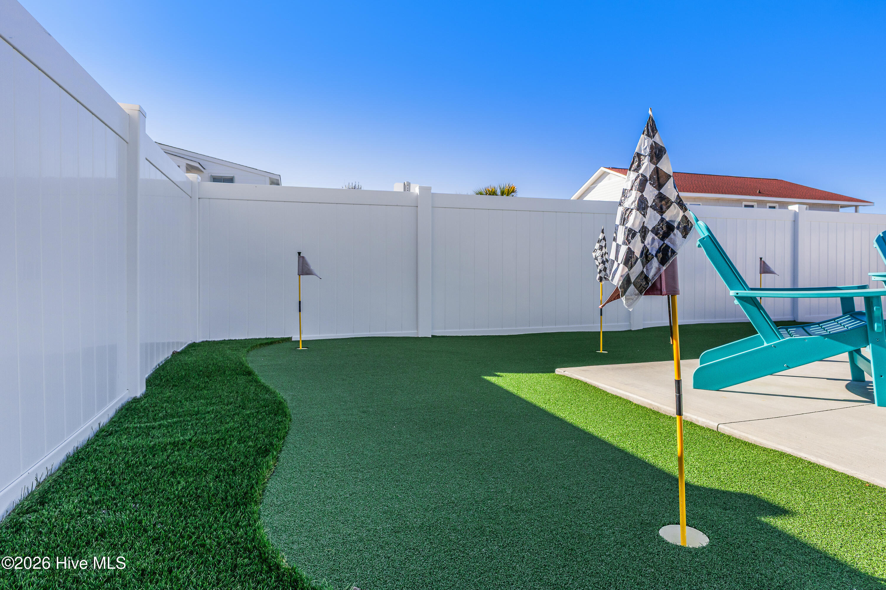 100547923 | Photo 30