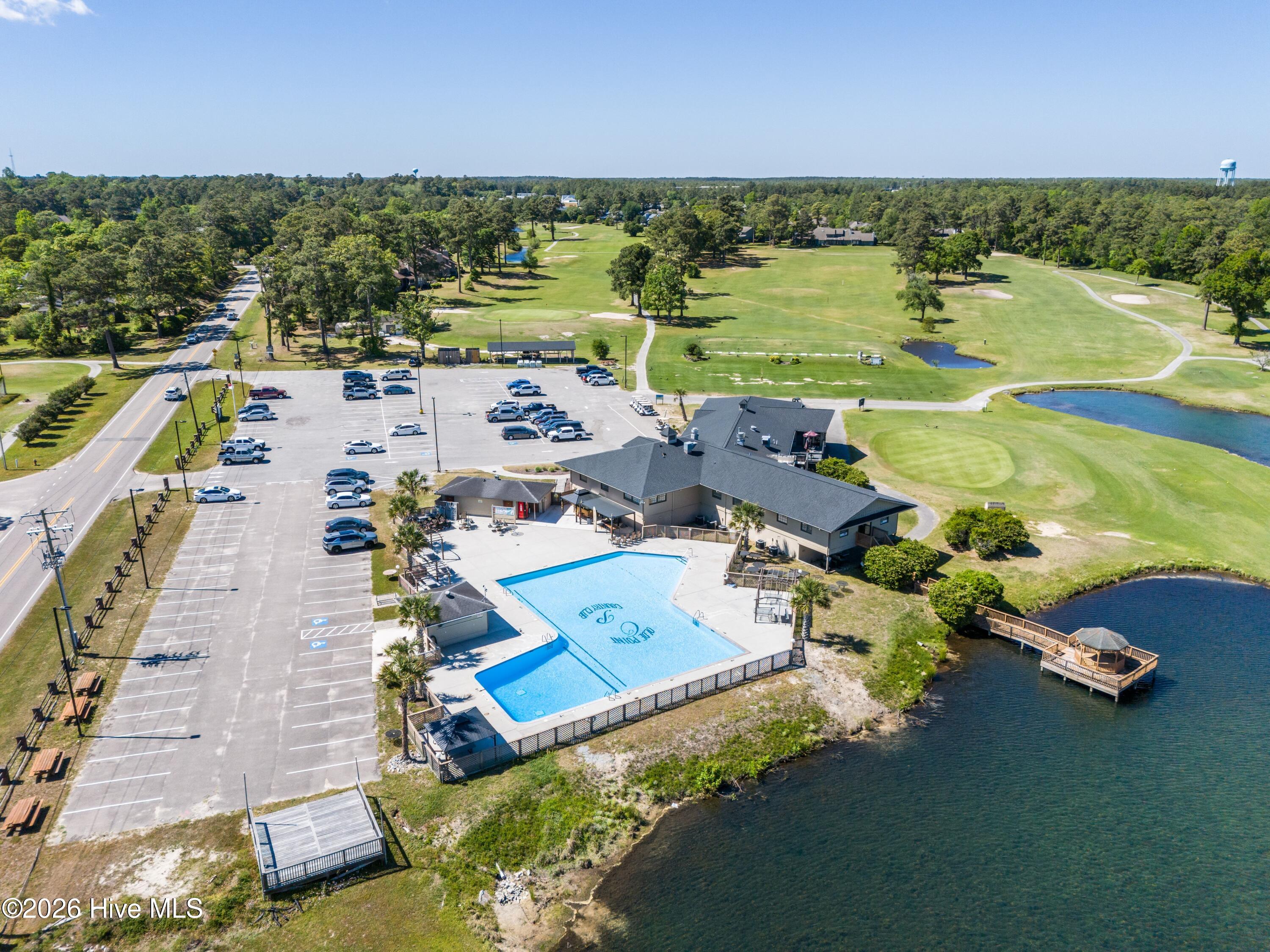 100570690 | Photo 33