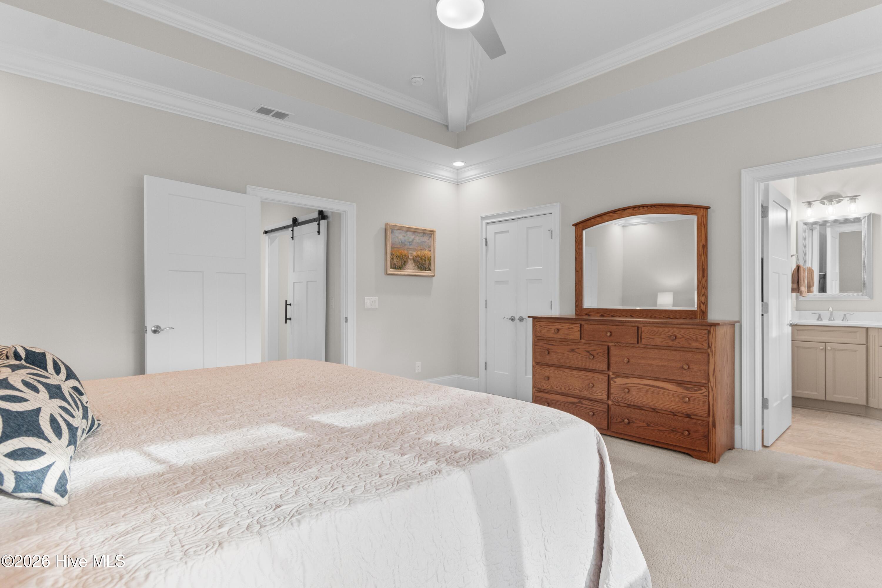 100555426 | Photo 13