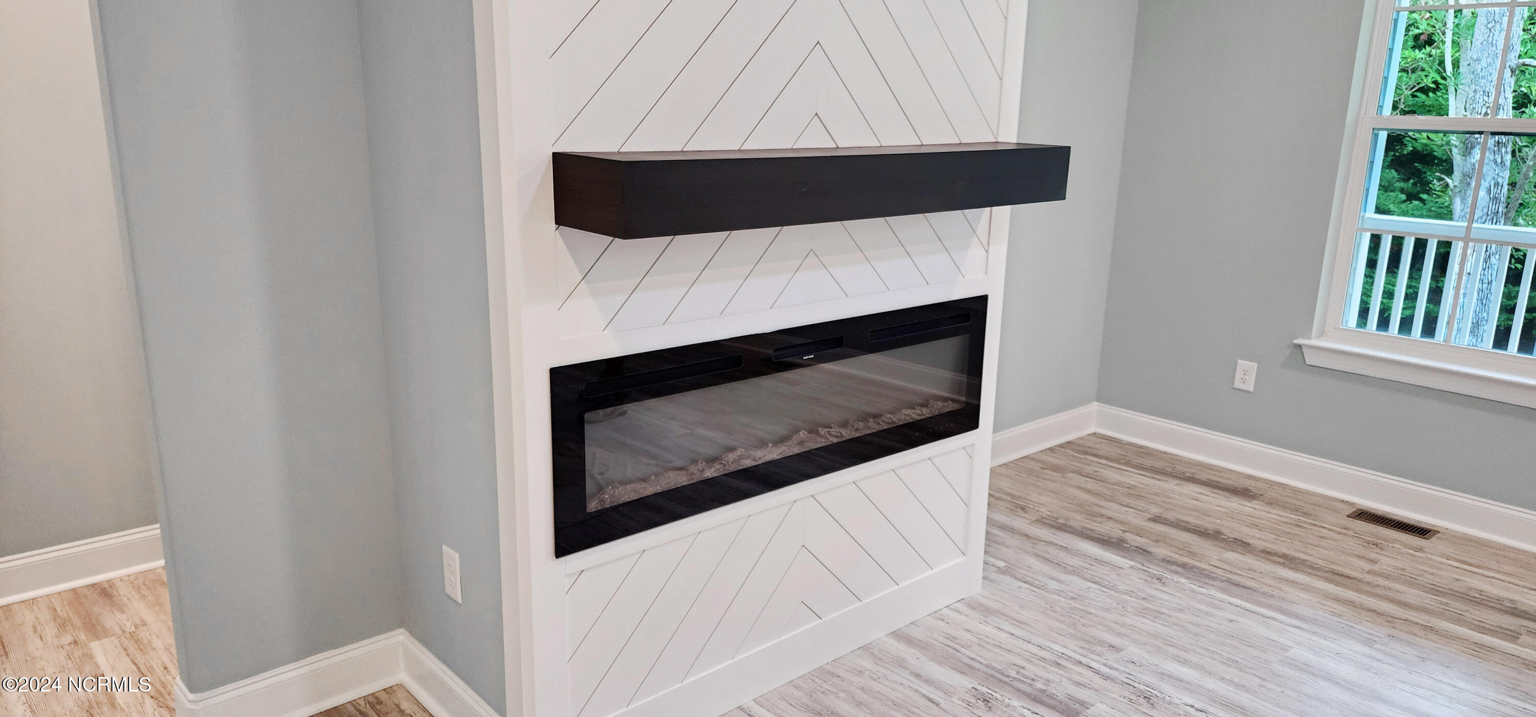 100471538 | Photo 14