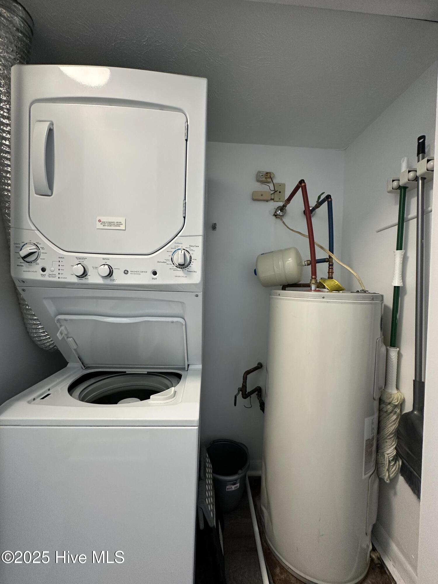 100545930 | Photo 29