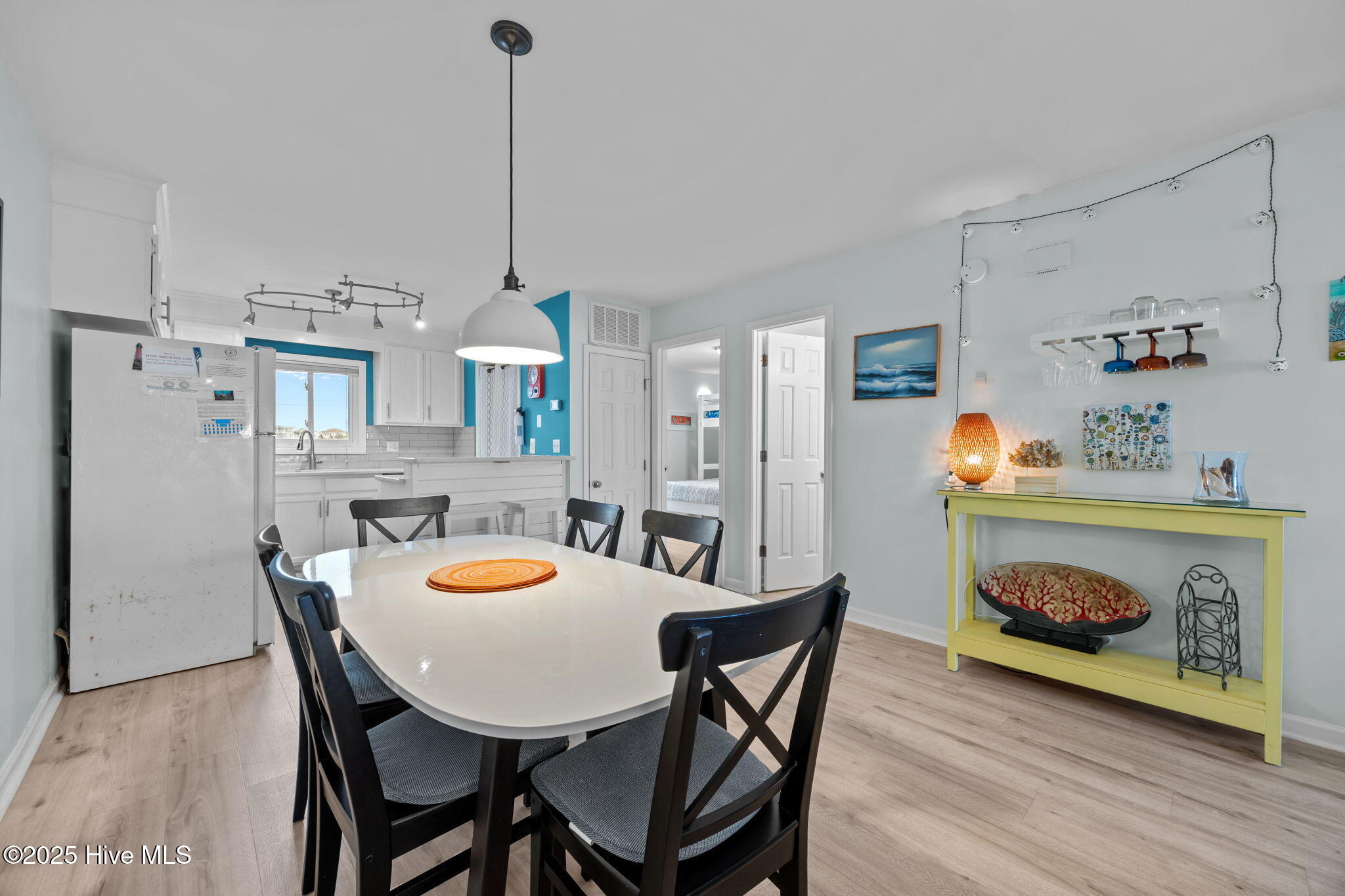 100544977 | Photo 12