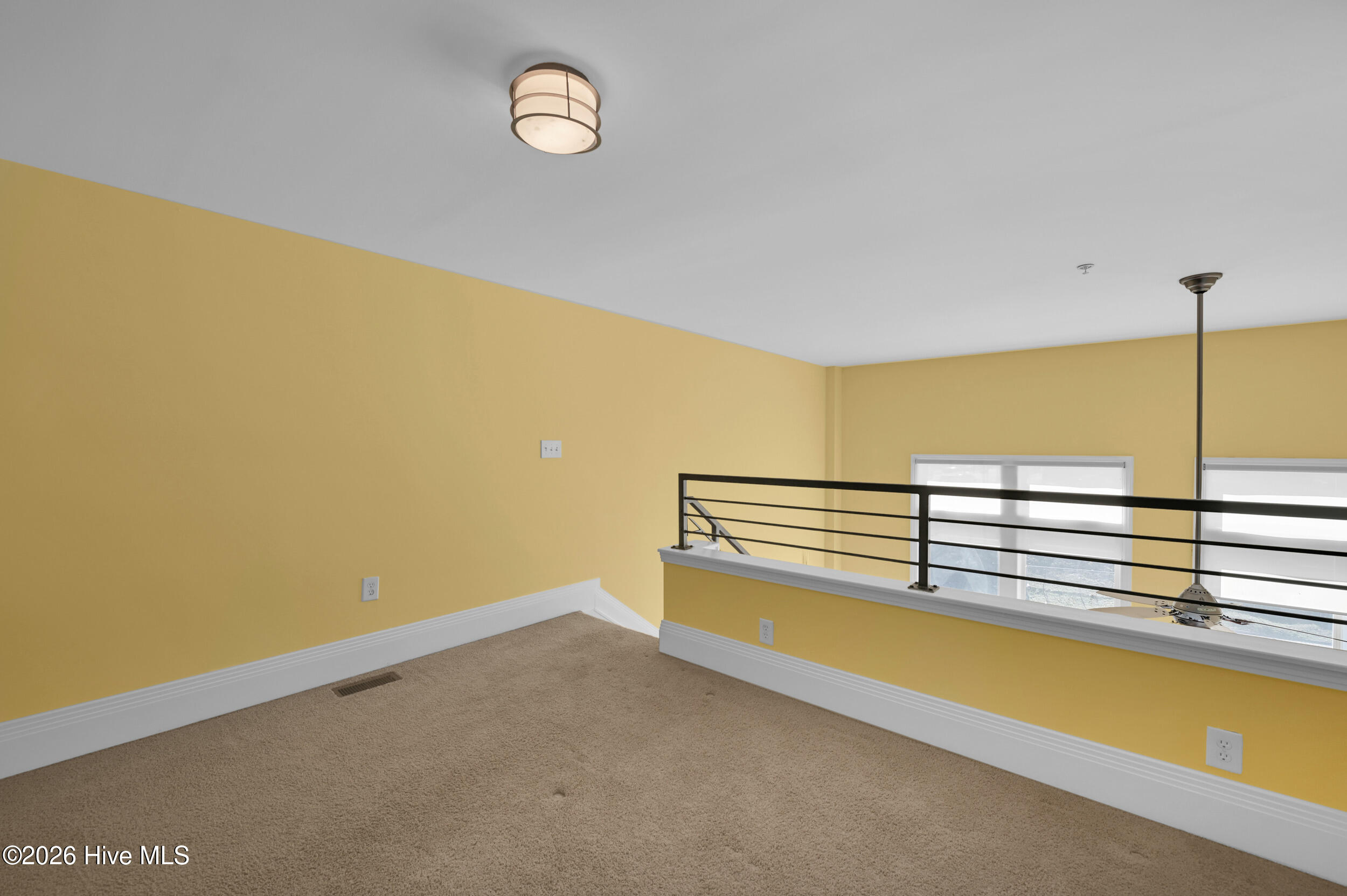 100551932 | Photo 20