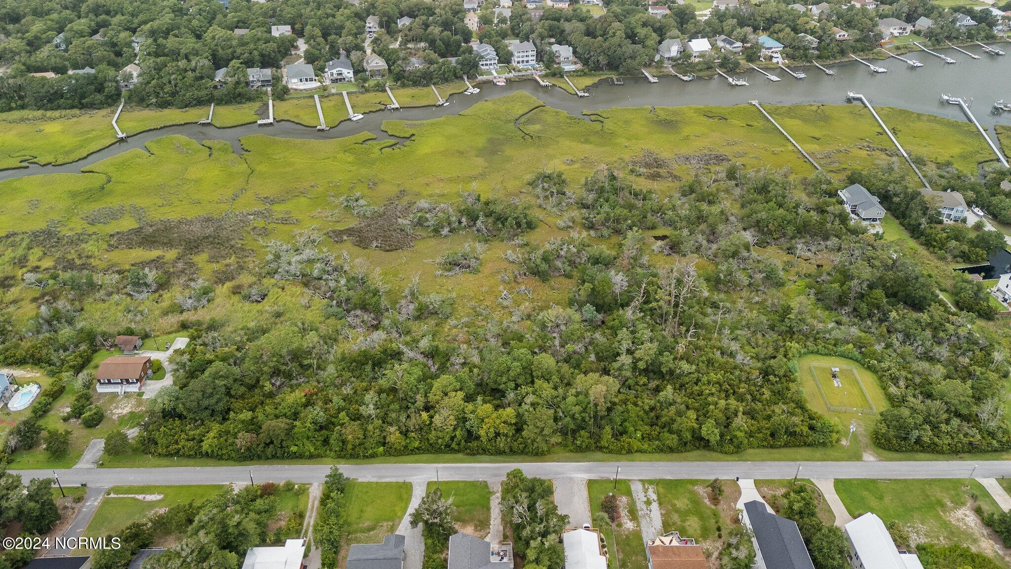 100459830 | Photo 11